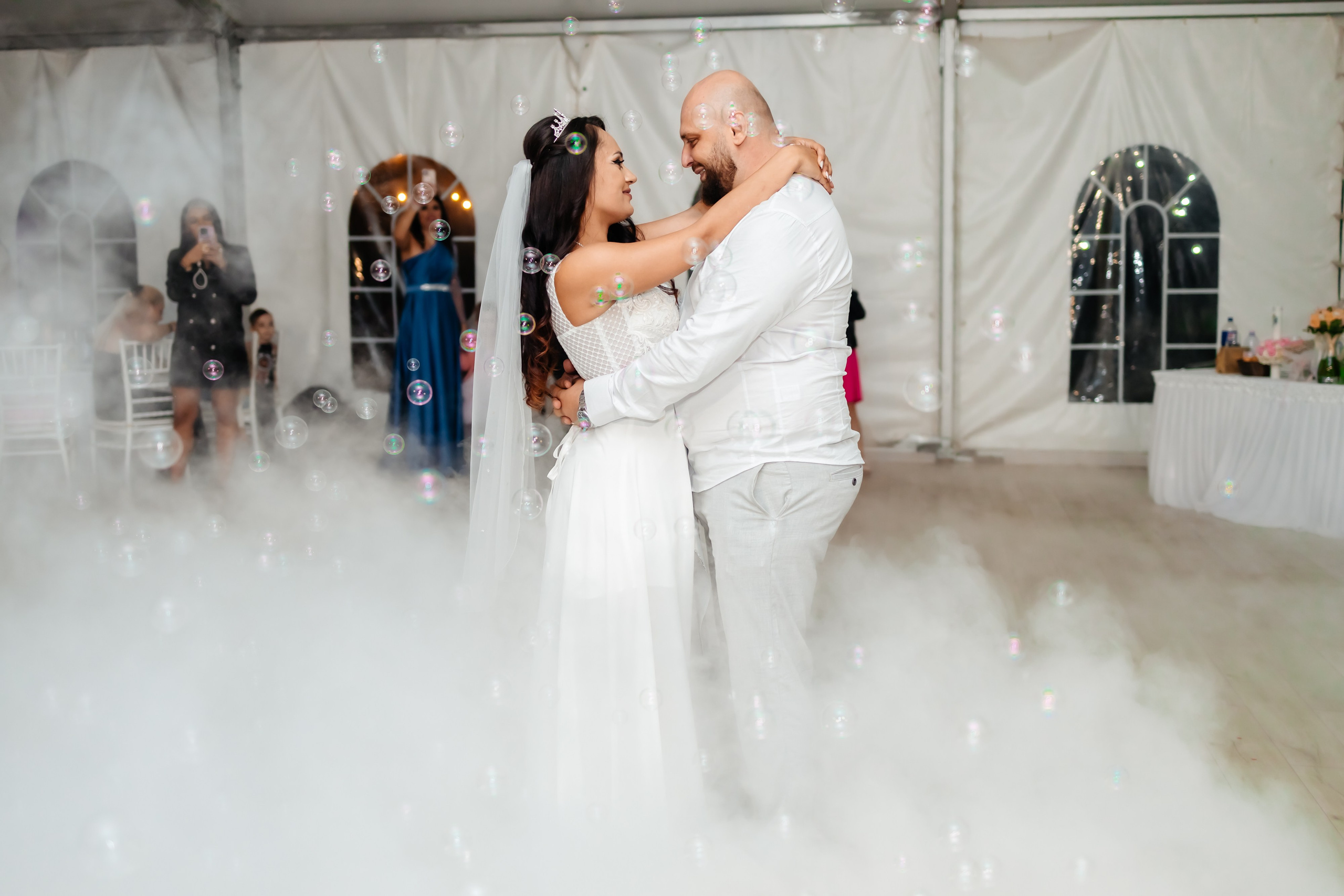 Alexandra & Robert - Nuntă Pitești. Fotograf Profesionist Pitesti-Bucuresti| Mircea Seinea