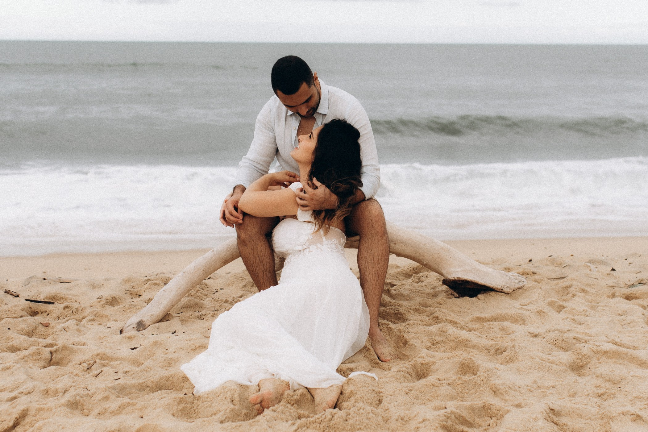 Samantha & Juliano | Ensaio de Casal na Praia de Ubatuba