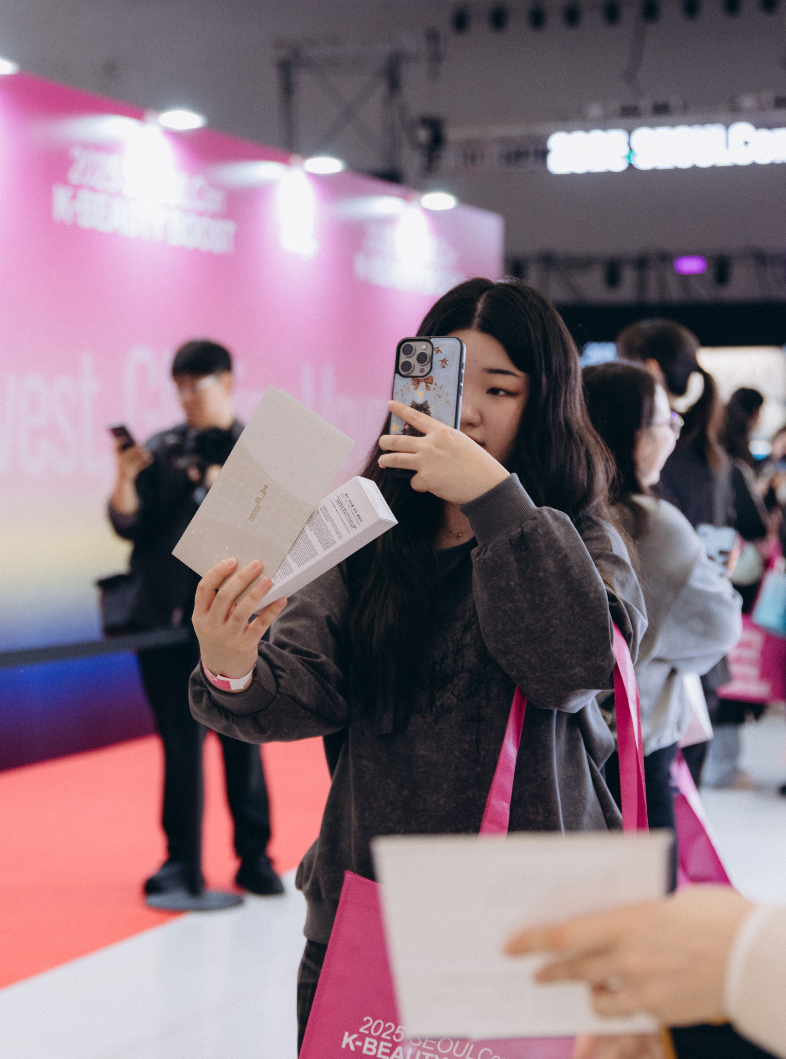 Seoul beauty expo 2025 (Black Rice). Portrait photographer in South Korea Olga Lian