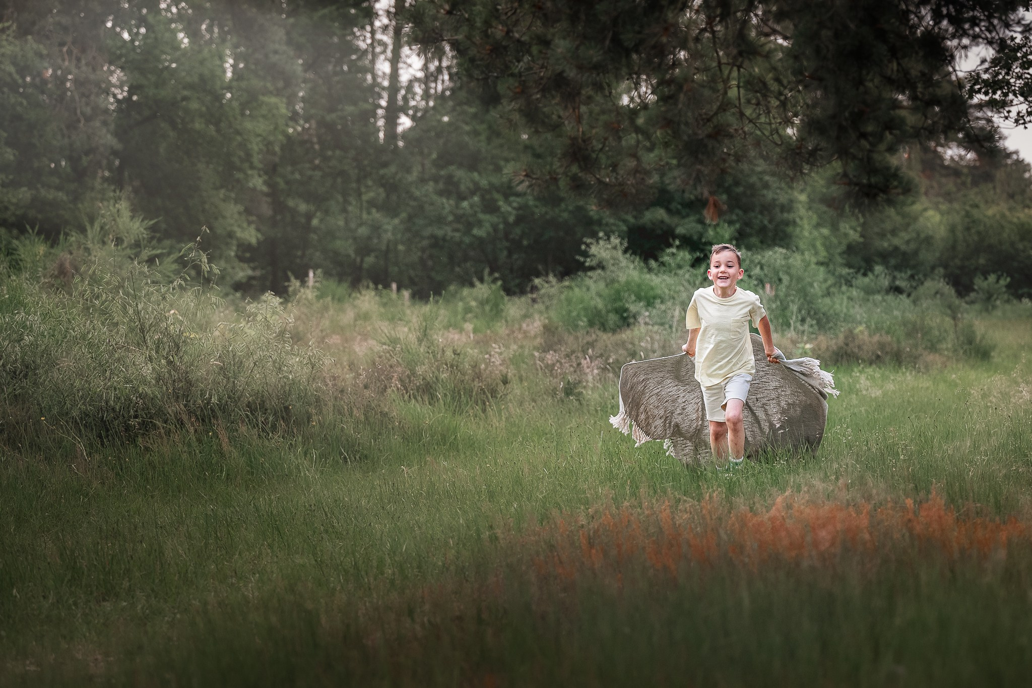 Motherhood Photography Belgium — Lucian Petric. Lucian Petric — Wedding & Baptism Photographer in Turnhout, Belgium
