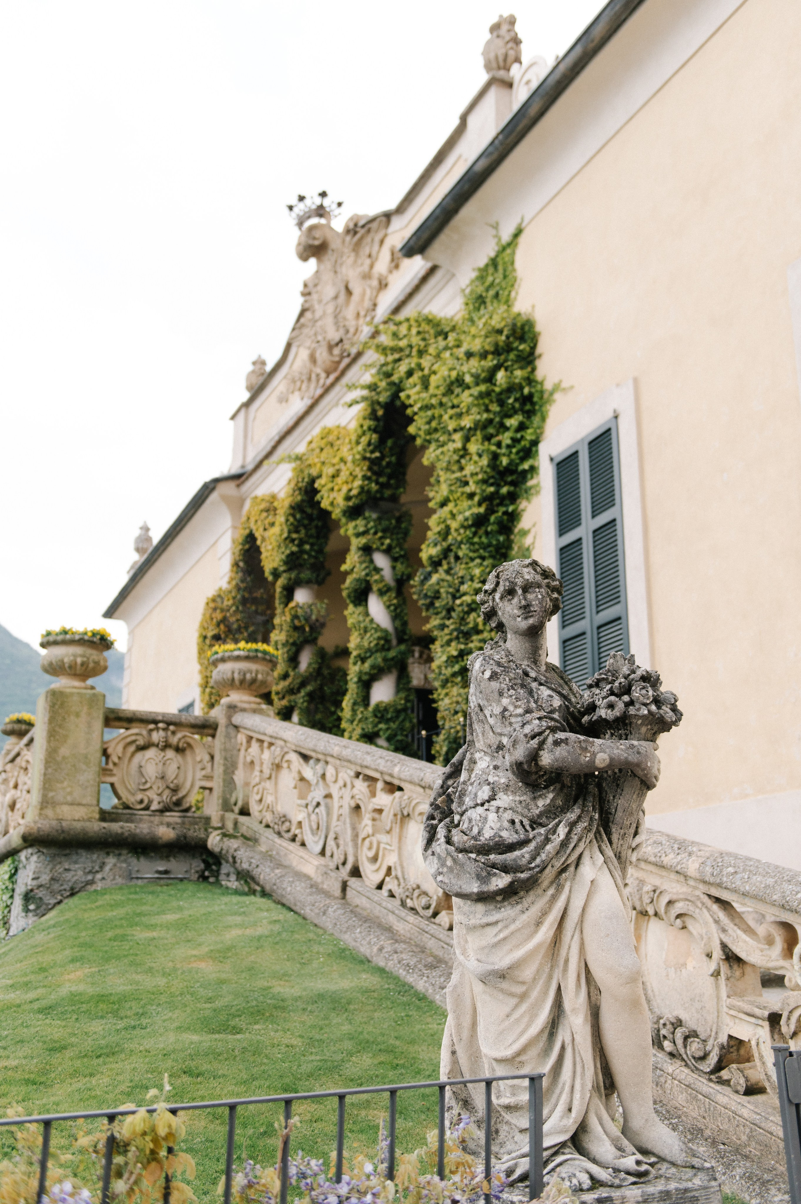 Lake Como. Lake Como Photographer — Proposal | Wedding | Elopement