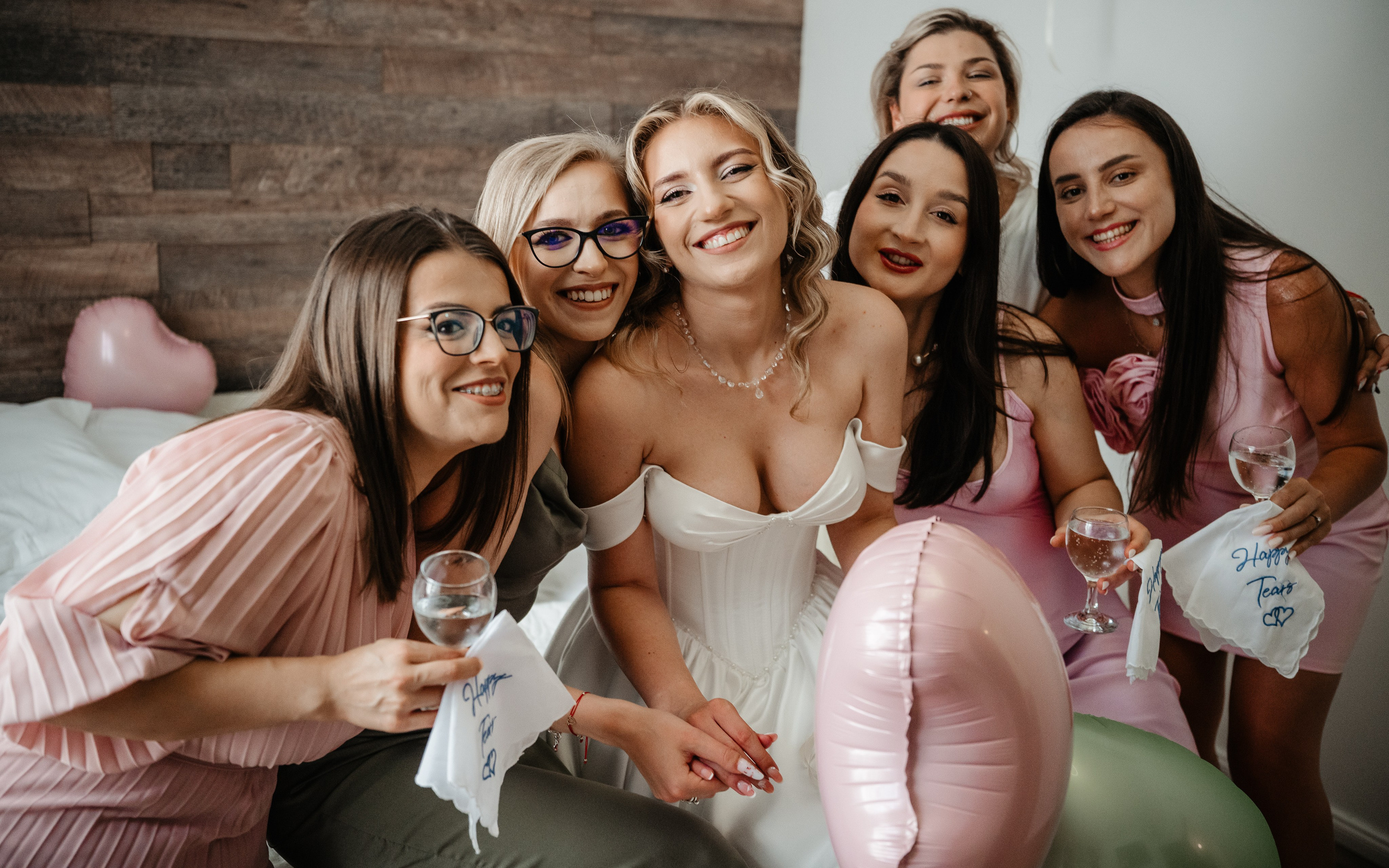 🤎 G a b r i e l a & C o s t i n - Wedding Day Preview. Wedding & Family Photographer