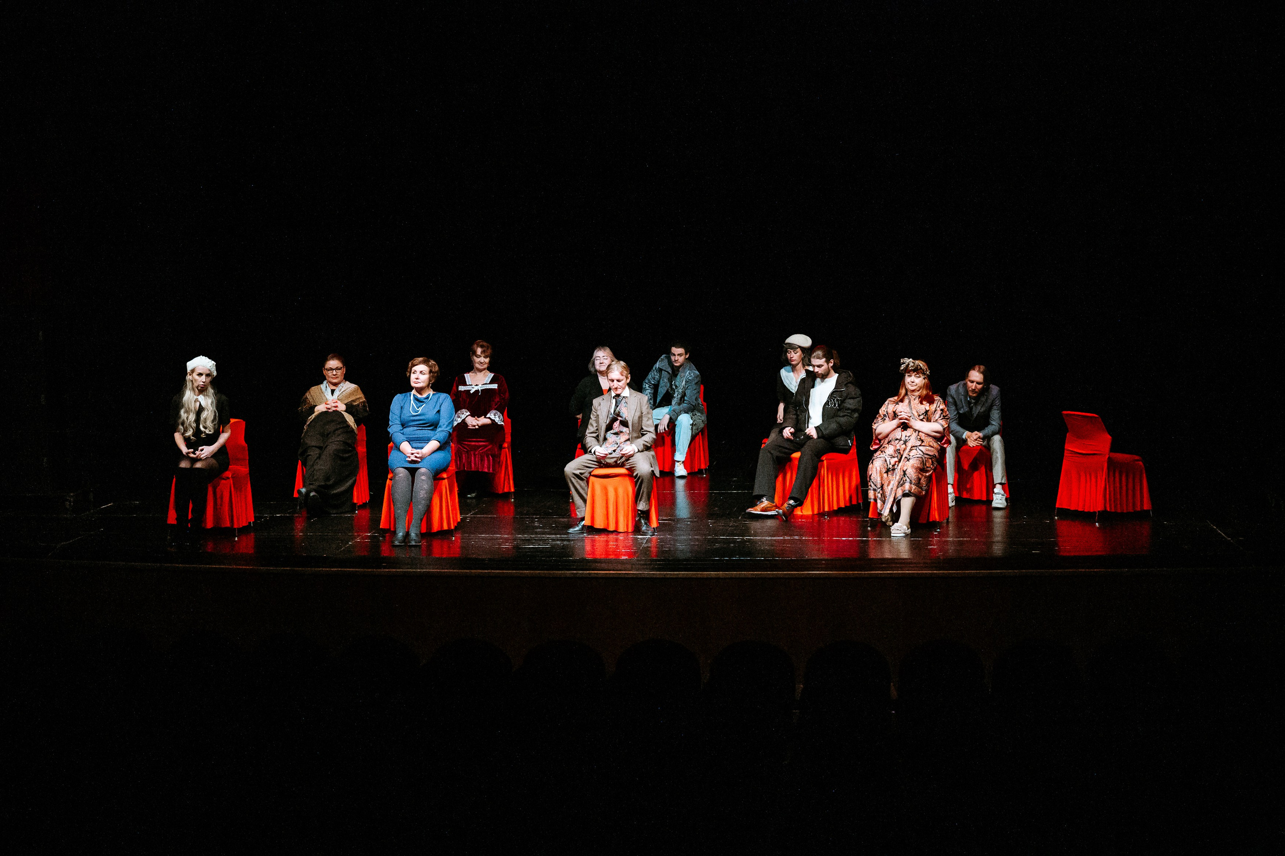 Garbo Teater „12 стульев“. Jelizaveta Gross - reportaaži- ja portreefotograaf Narvas