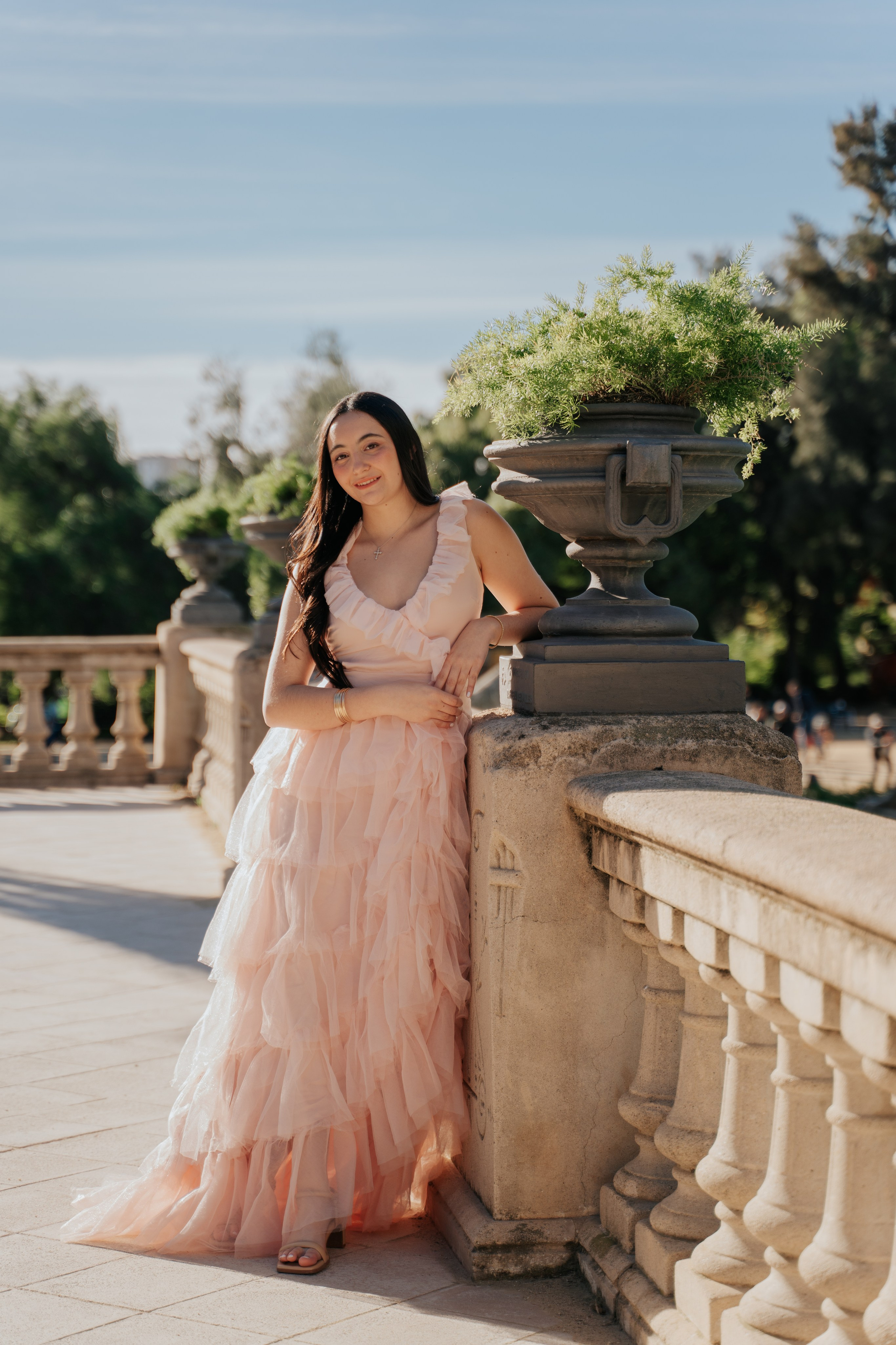 Barcelona Wow Dress Photoshoot Ideas — Photographer in Barcelona Spain