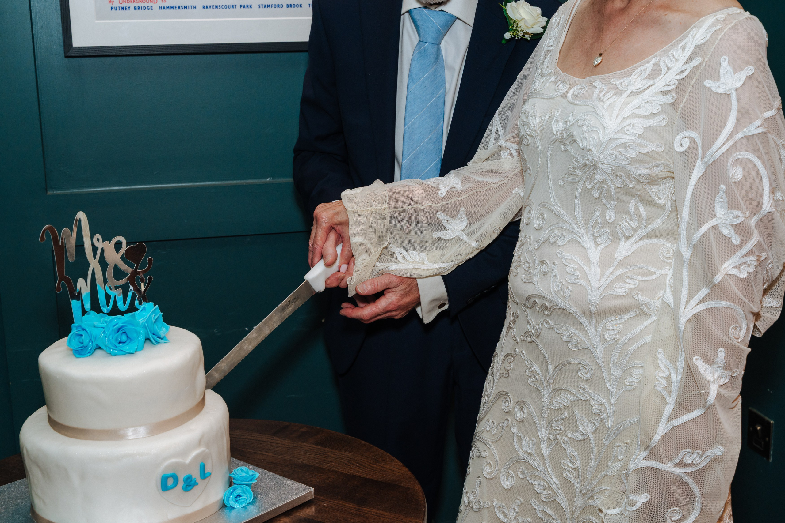 Civil Wedding Ceremony at Wandsworth Town Hall | Wedding Photographer London — Ekaterina Romanova. Photographer in England Ekaterina Romanova