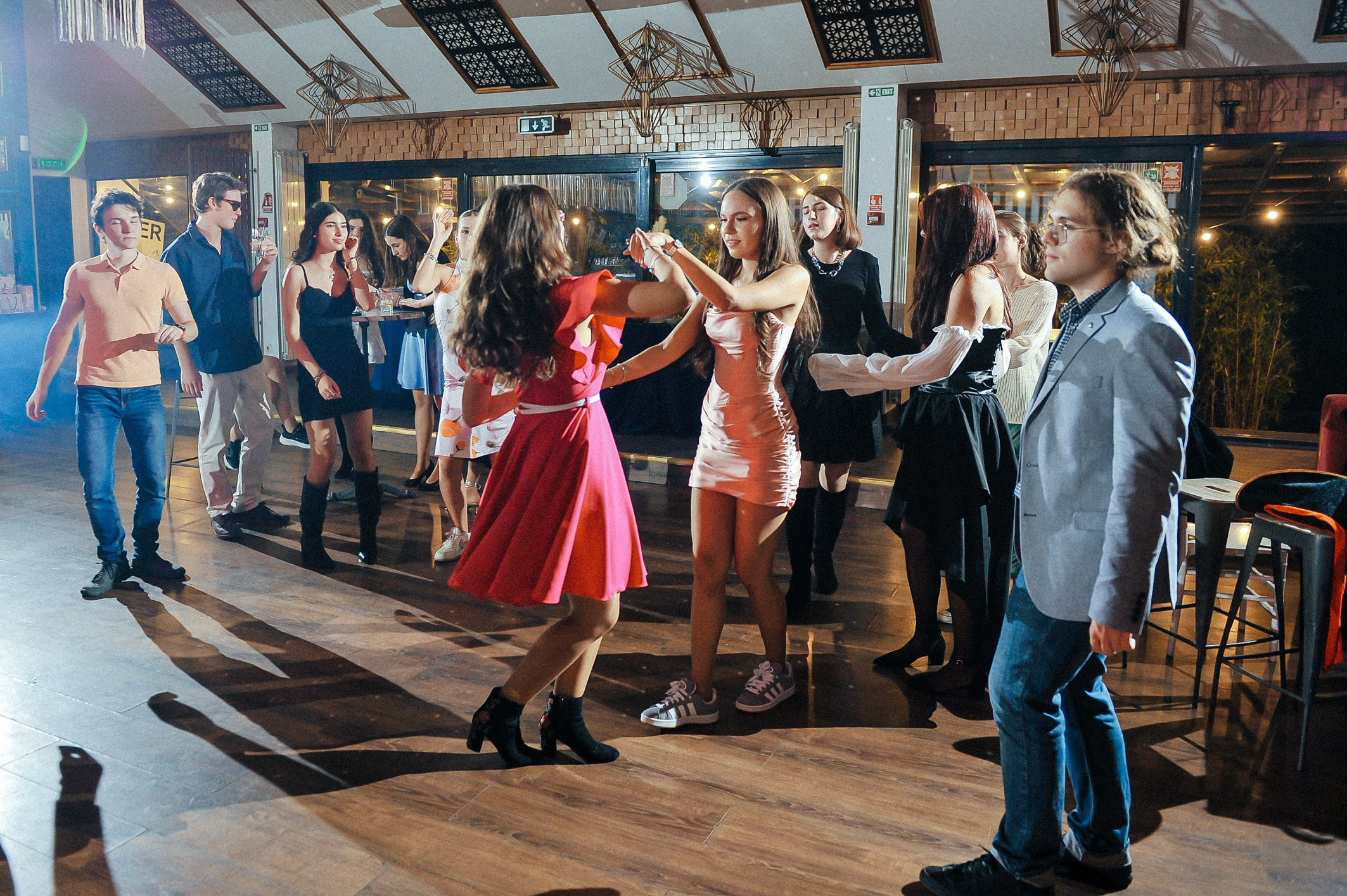 Karina (majorat). Fotograf de familie și evenimente