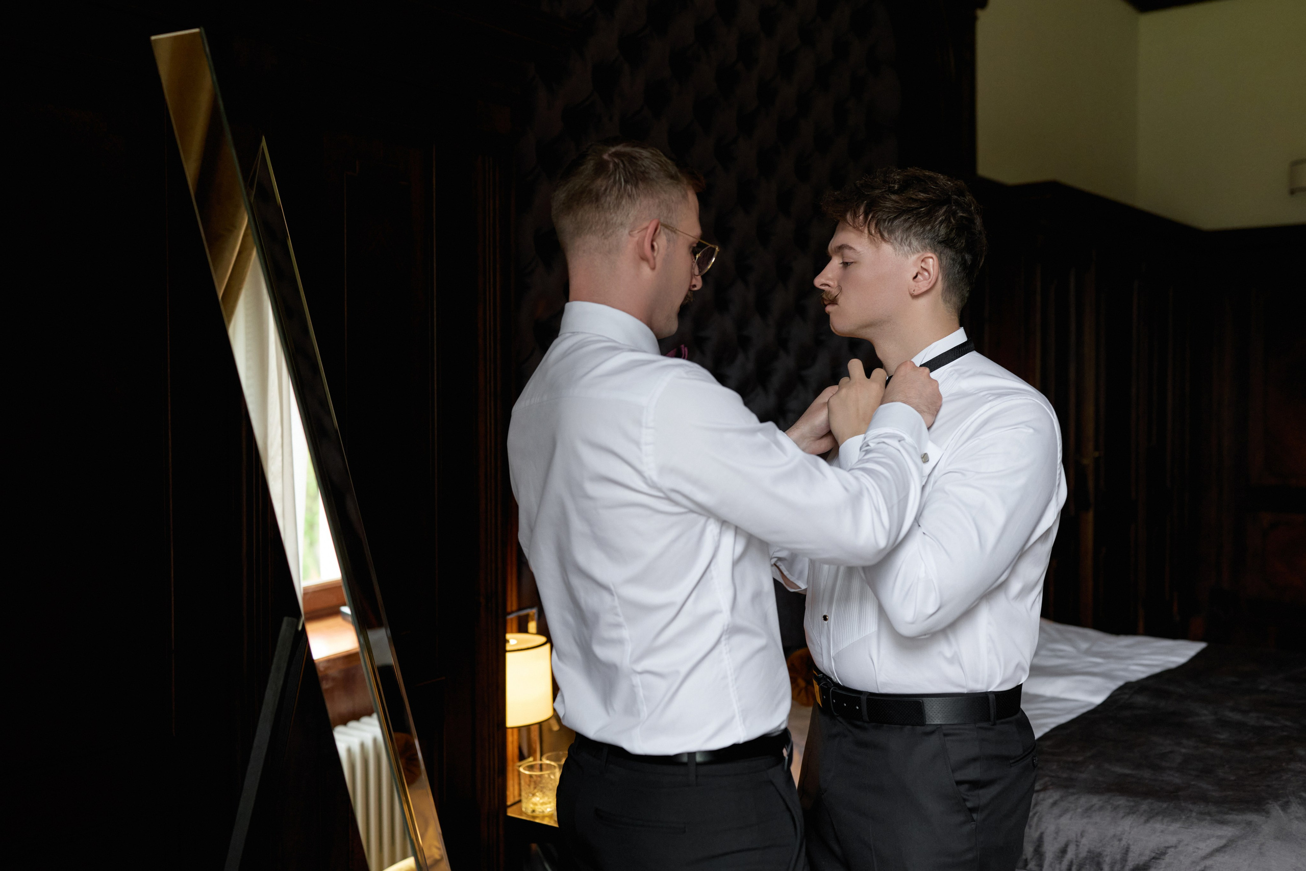 Wiktoria & Kacper. Pałac Goetz. Fotograf ślubny i rodzinny w Krakowie Yana Klymova