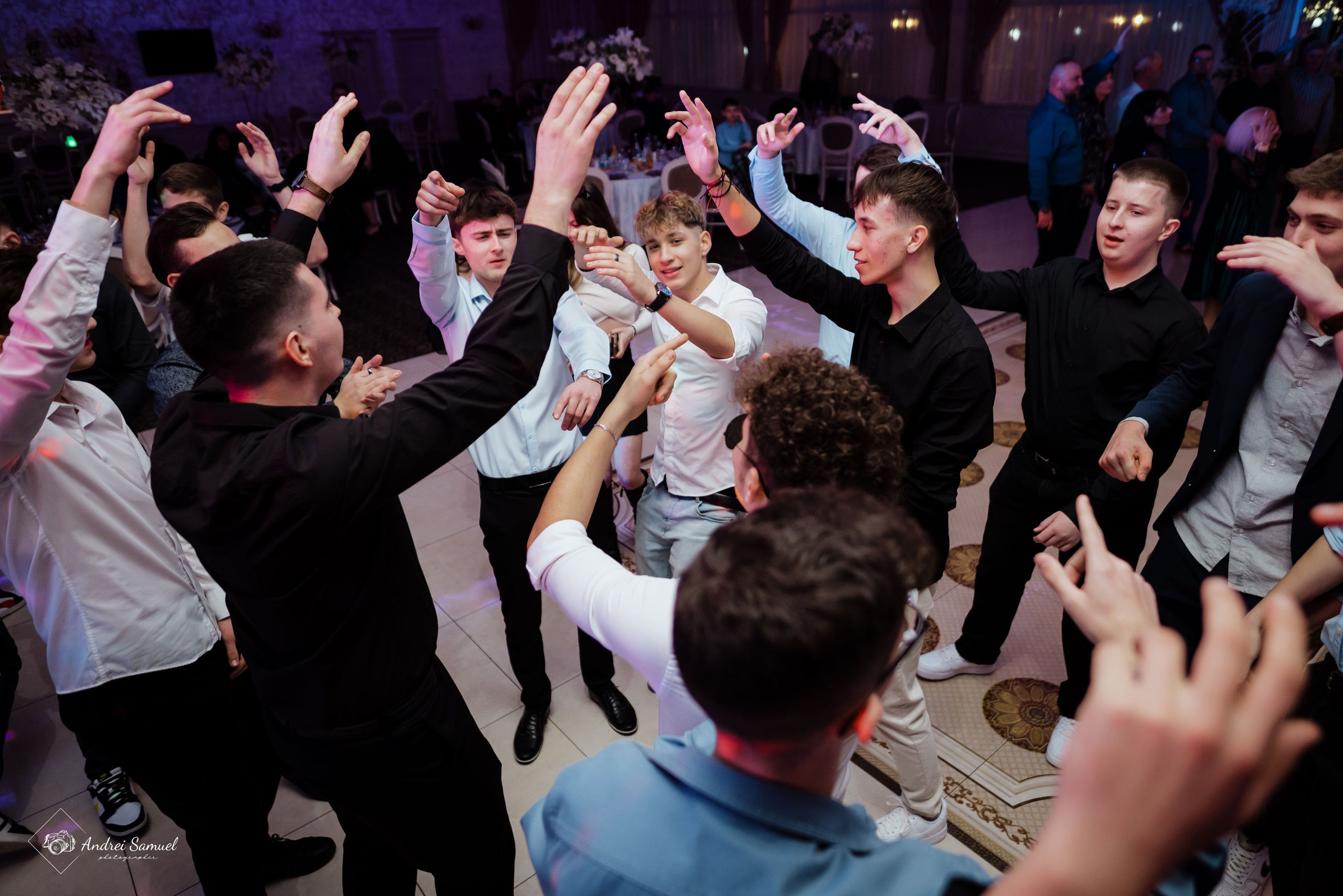 Majorat Richard. Andrei Samuel – Fotograf București | Evenimente, Studio, Imobiliare, Produs