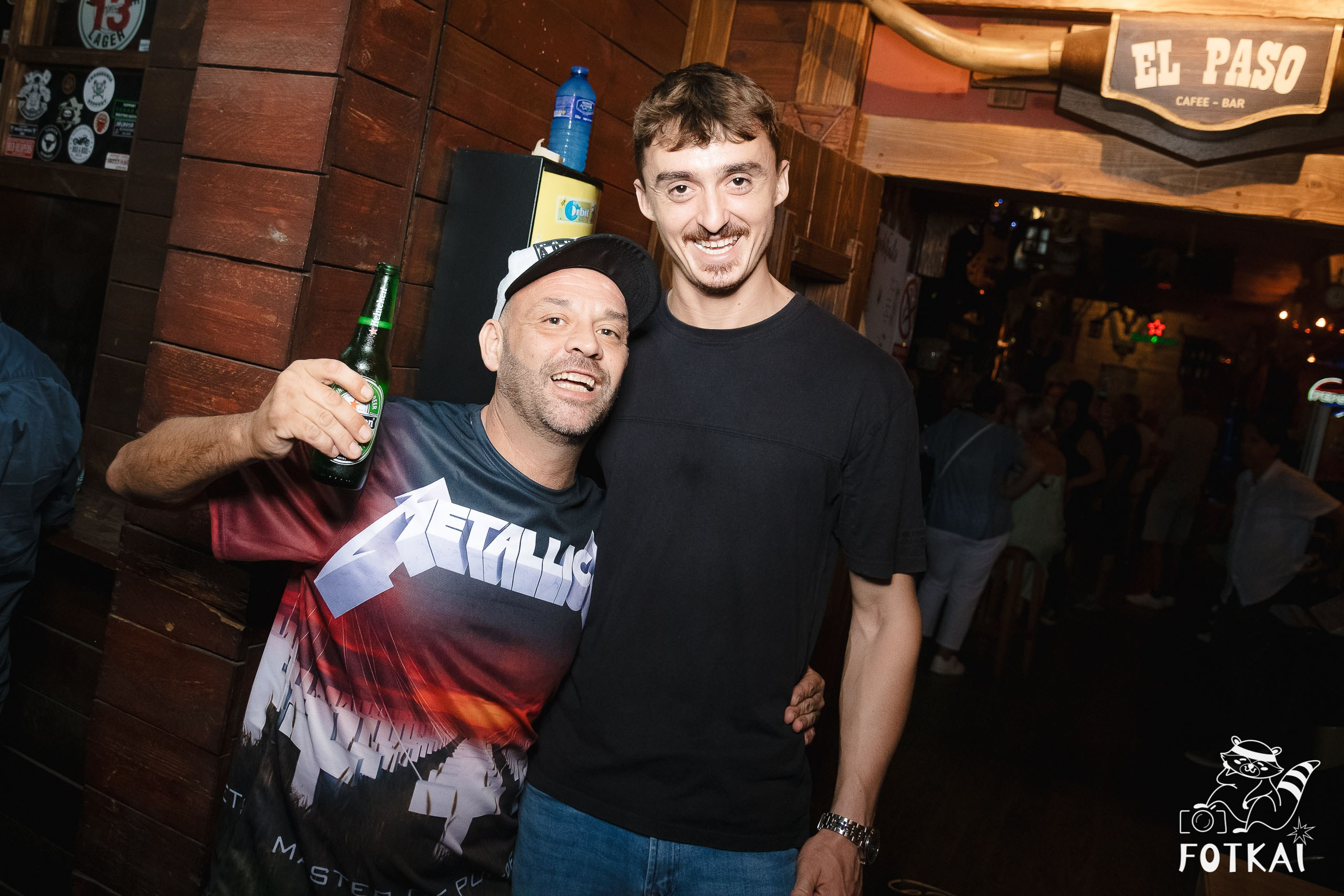 Stones of the Coast en El Paso Rock Bar Torrevieja: Reportaje fotográfico 20.09.25 | FOTKAI