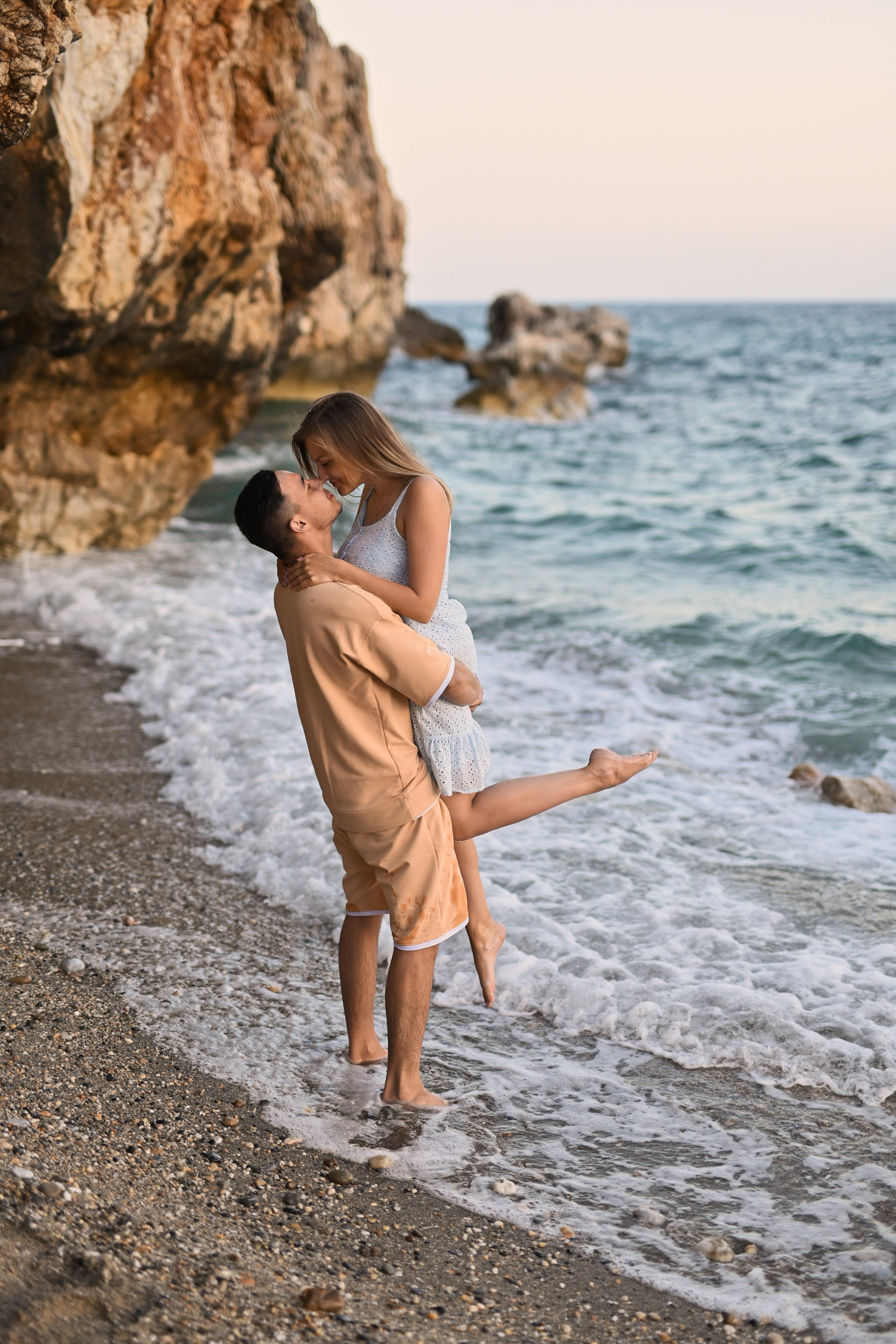 Семейные съемки на диком пляже в Конаклы. Photographer in Alanya, Side, Manavgat. Türkiye