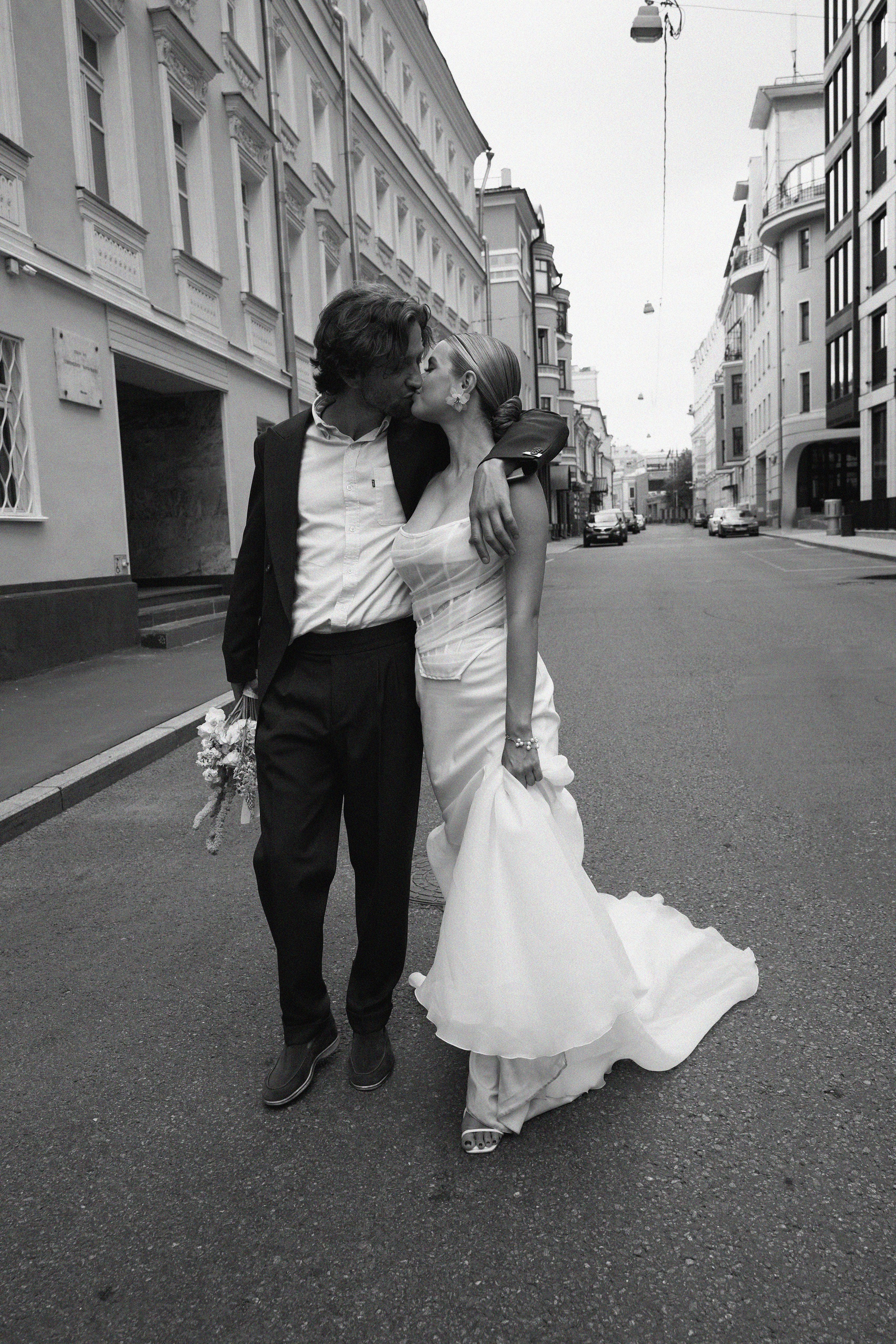 Anna & Bogdan. Elena Ruzgis — Editorial Wedding & Portrait Photographer