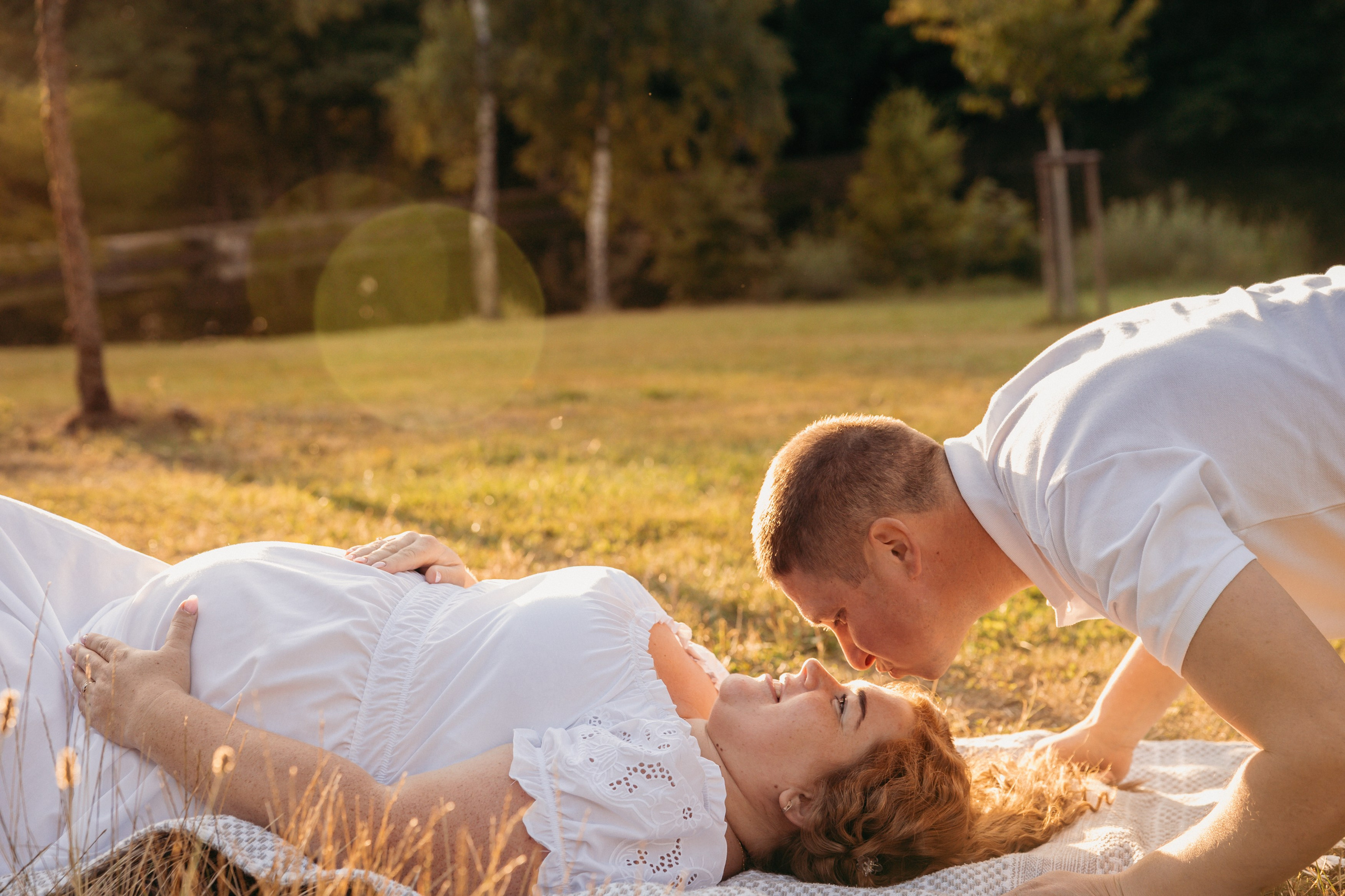 Těhotenské focení. Лайфстайл и семейный фотограф в г. Писек Чехия Оксана Телупилова