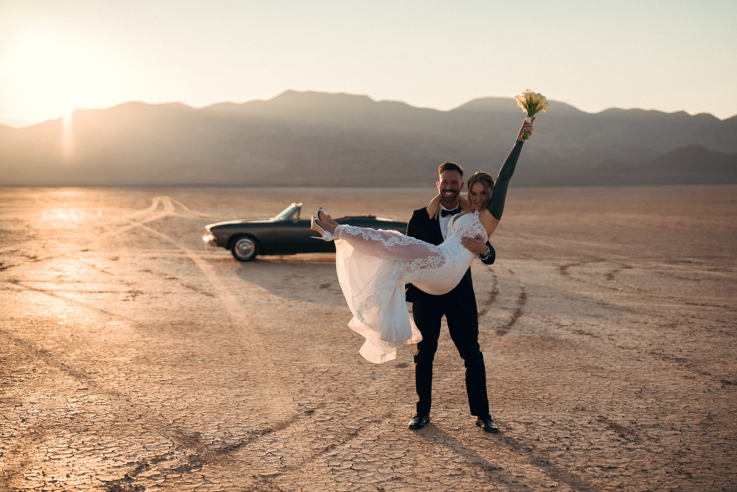 Dasha&Jeremy. Wedding & elopement photographer Viktoriya Kravtsov. Las Vegas