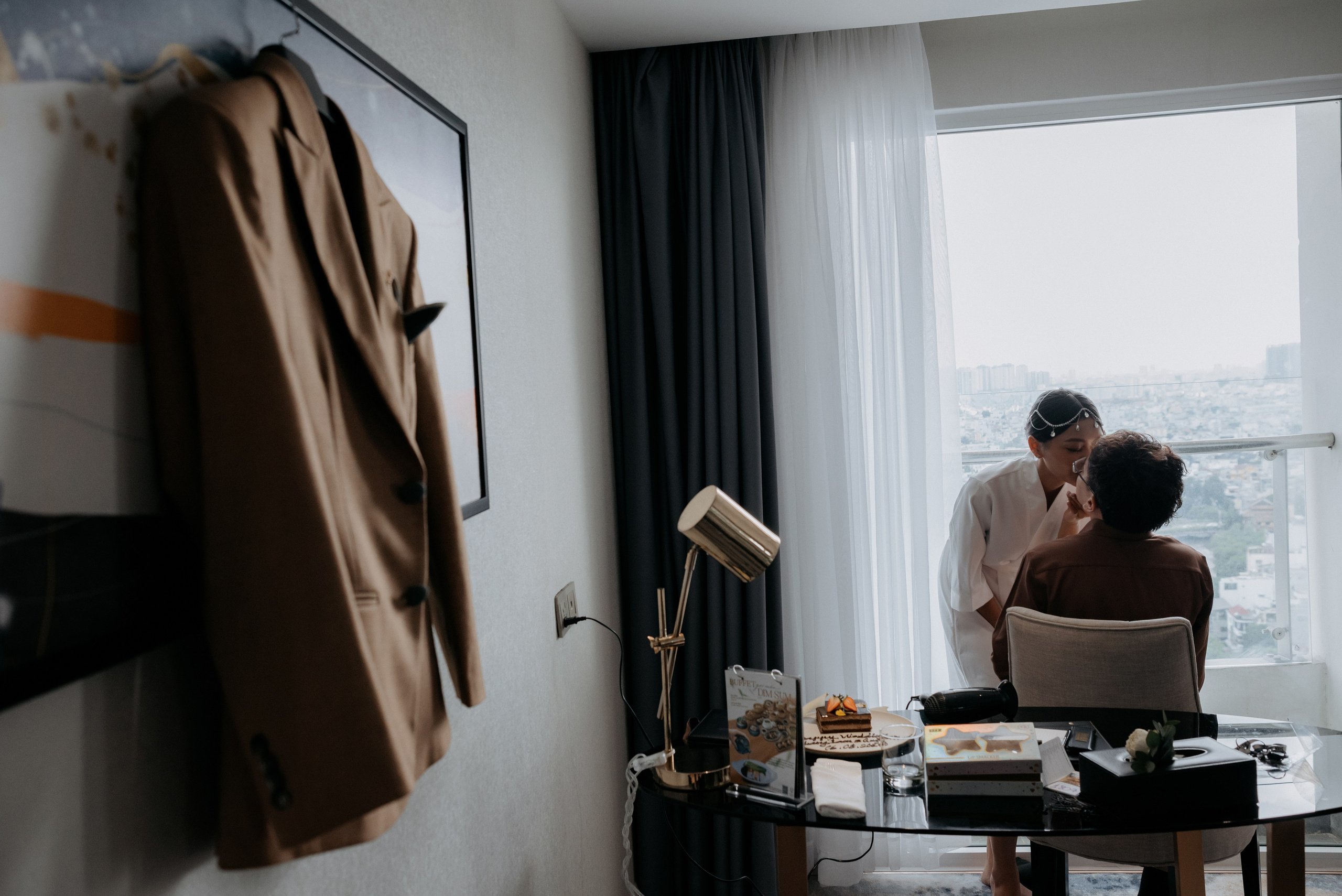 KHANG & QUYEN / Lavela Hotel. Saigon Wedding Present | Art Beyond Moments
