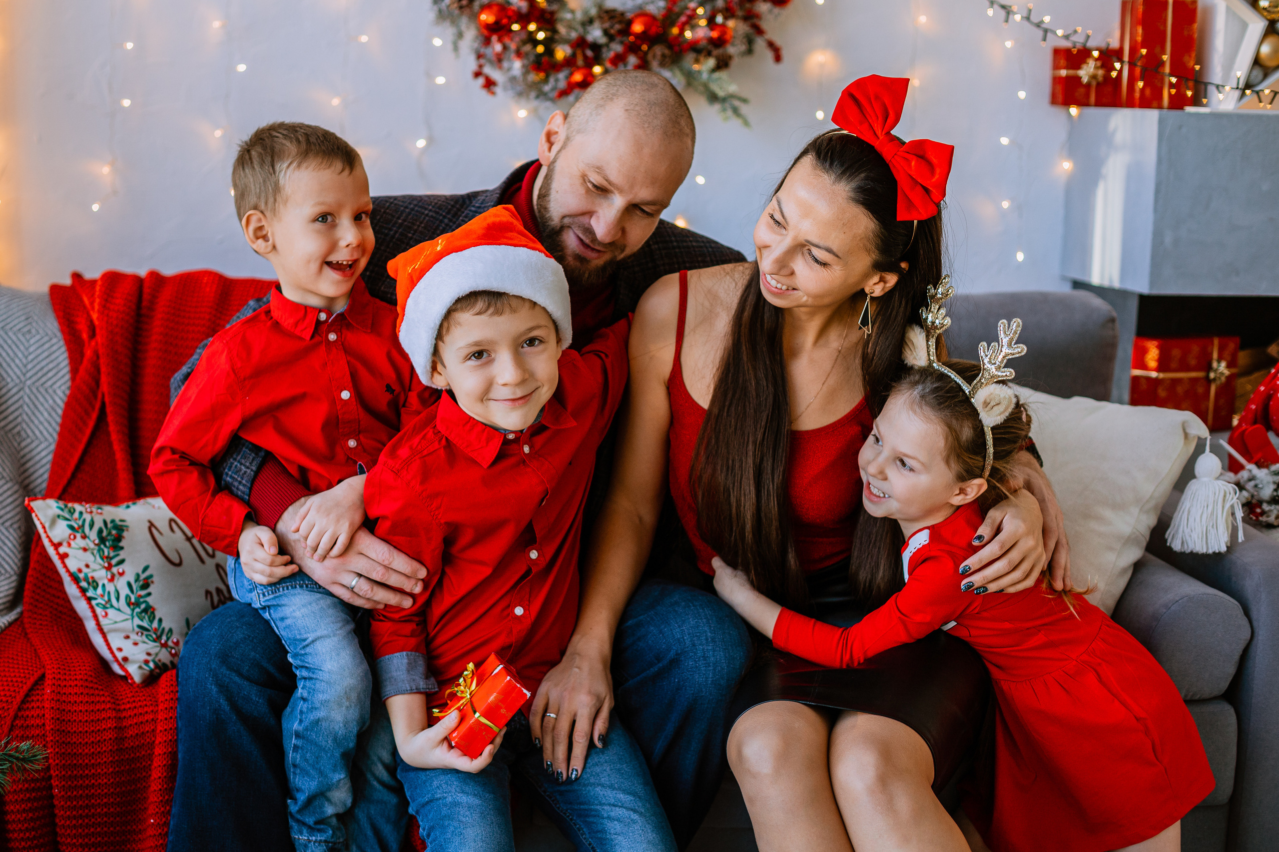 Сделайте подарок себе и&nbsp;близким, закажите незабываемую фотосессию с&nbsp;атмосферой волшебства и&nbsp;добра!
