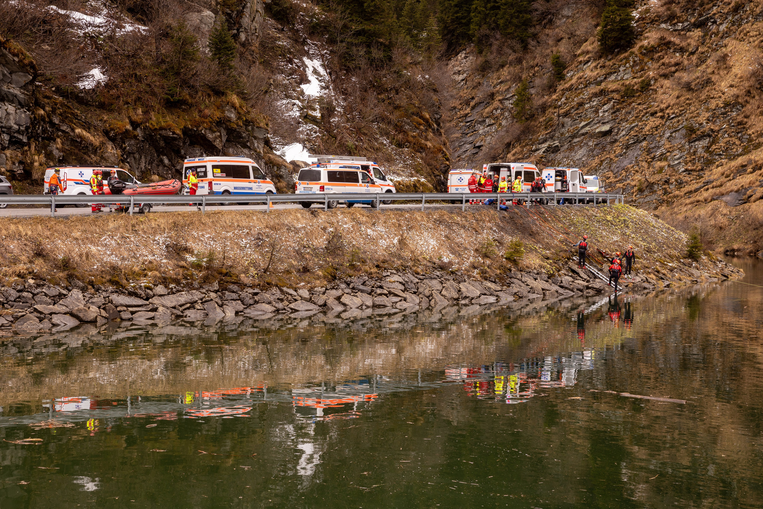 BEZIRKSÜBUNG WASSERRETTUNG 2025, Sportgastein. Guzel Kolobova| Fotografin| Salzburg