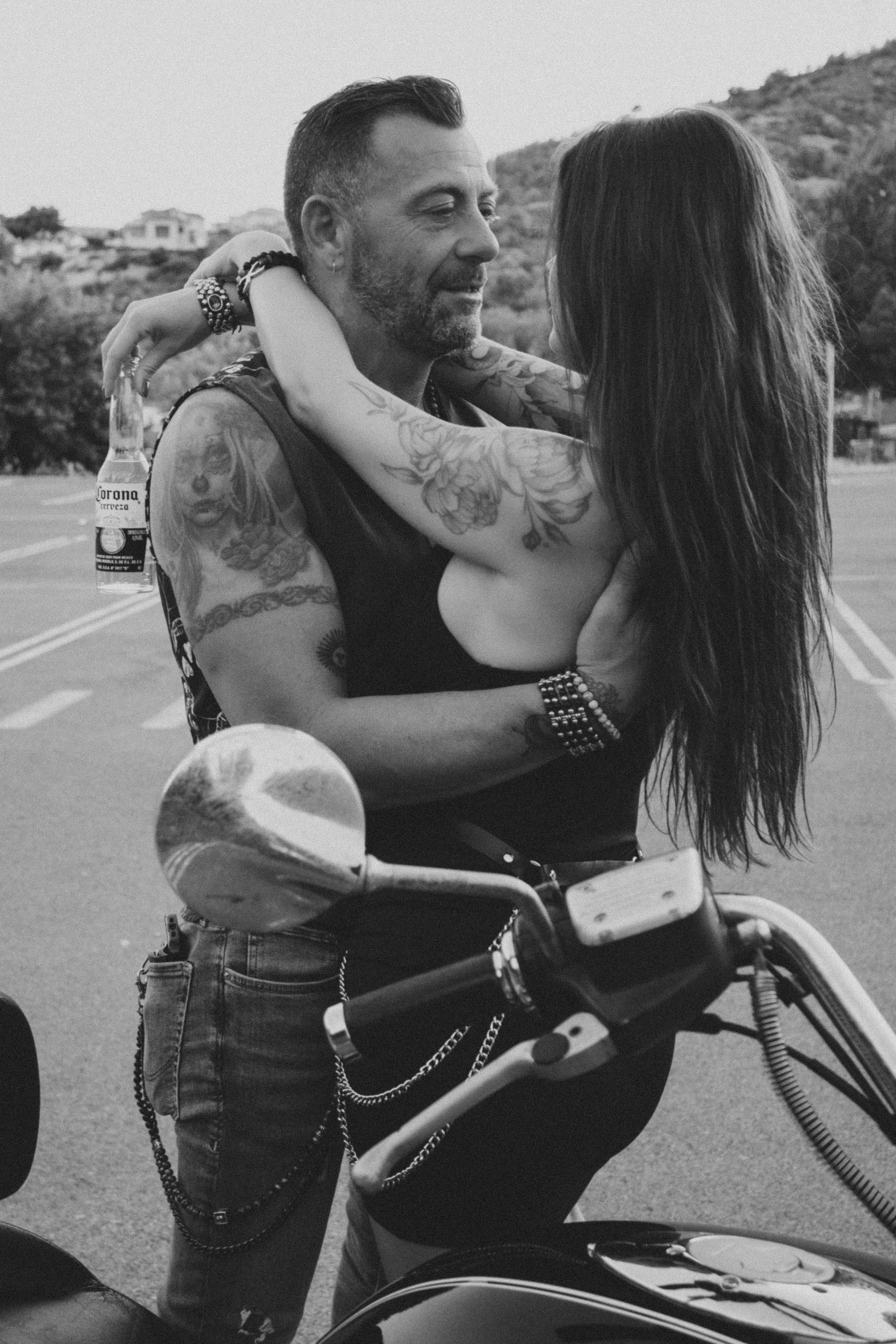 Фотосессия пары на мотоцикле. Профессиональная фотосъемка в Калафелле — Елена Медведева