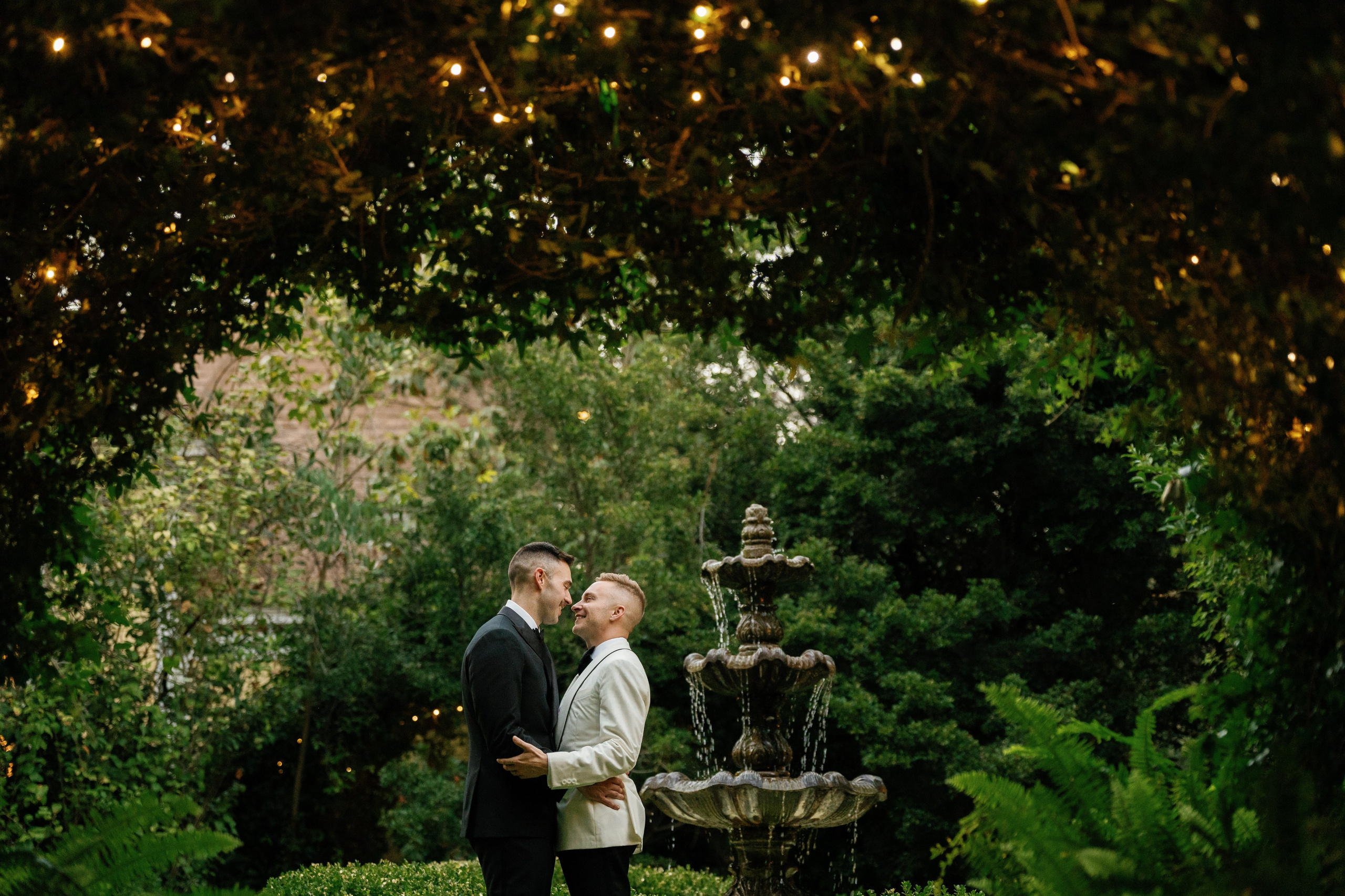 LGBT wedding photographer in California. Wedding Photography & Videography Team in California, Los Angeles, San Francisco, San Diego and Travel