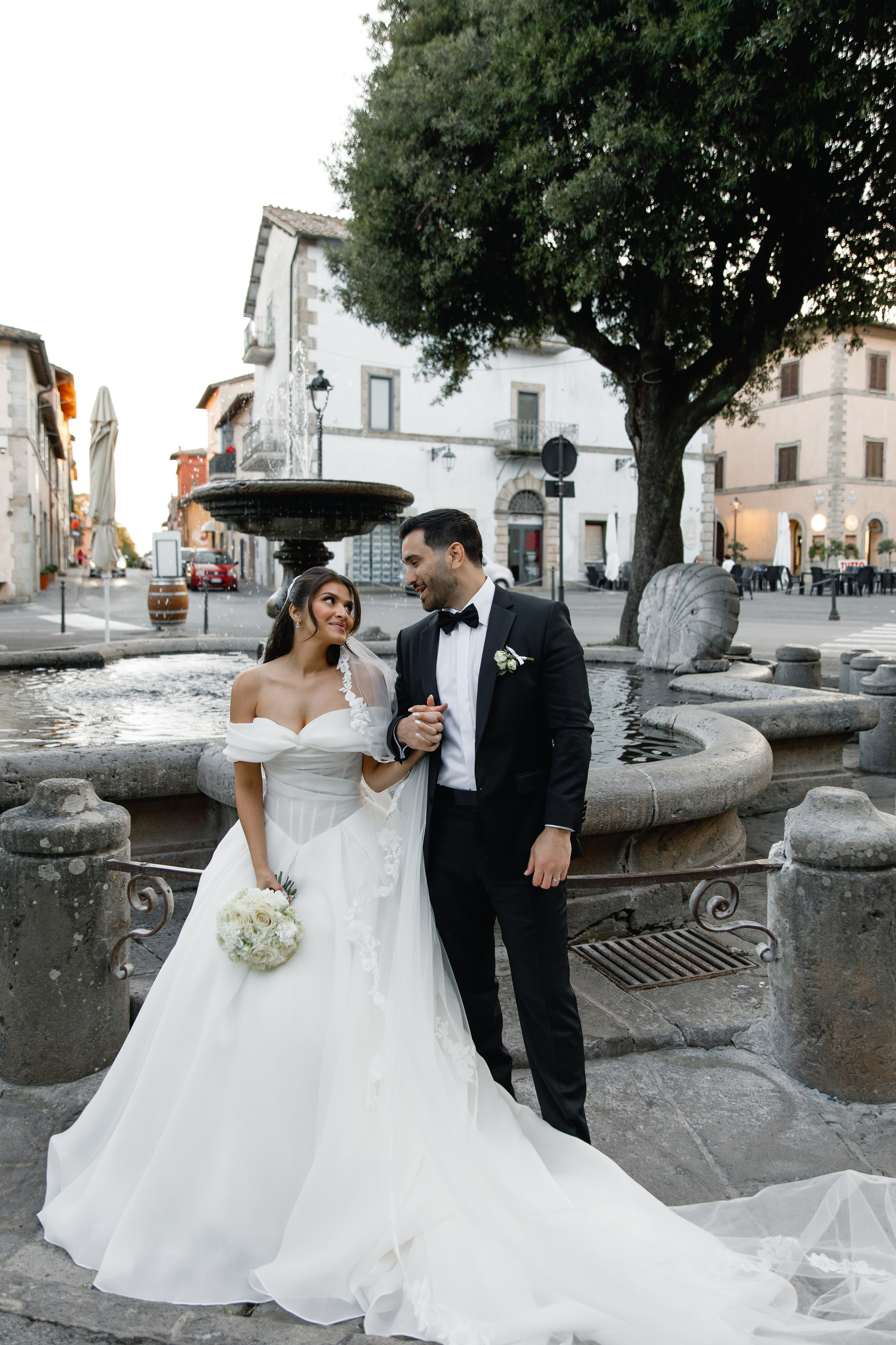 Wedding photographer Italy Rome, Tuscany, Lake Como, Sicily, Puglia. Wedding Photographer Rome Tuscany Como Sicily Puglia Amalfy Italy- Oksana Savenchuk