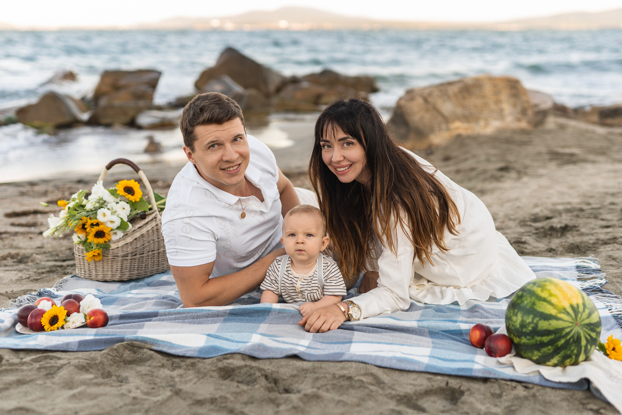 Настя с семьей. Фотограф в Болгарии Екатерина Зубкова