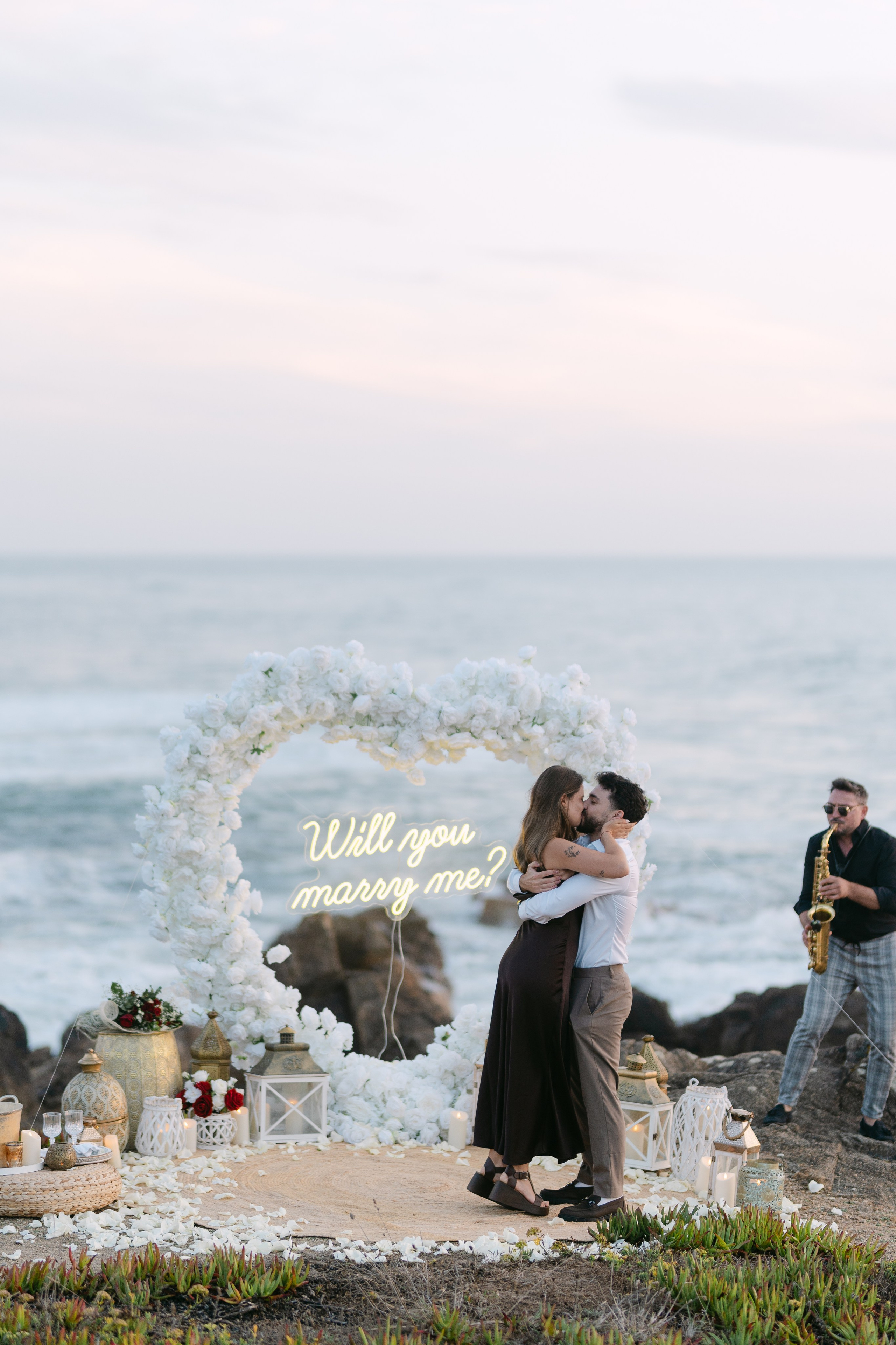 Wedding Proposal at the Beach. Davi Valente