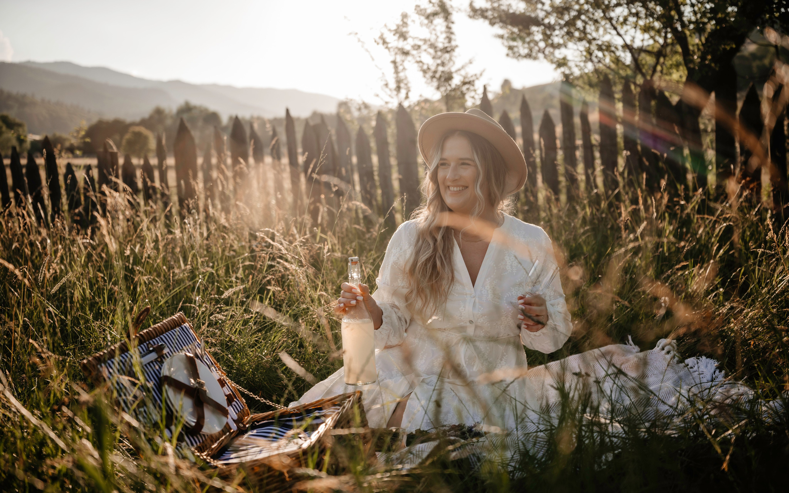 🤎 M a r i u s  & I u l i a n a - Save the Date. Wedding & Family Photographer