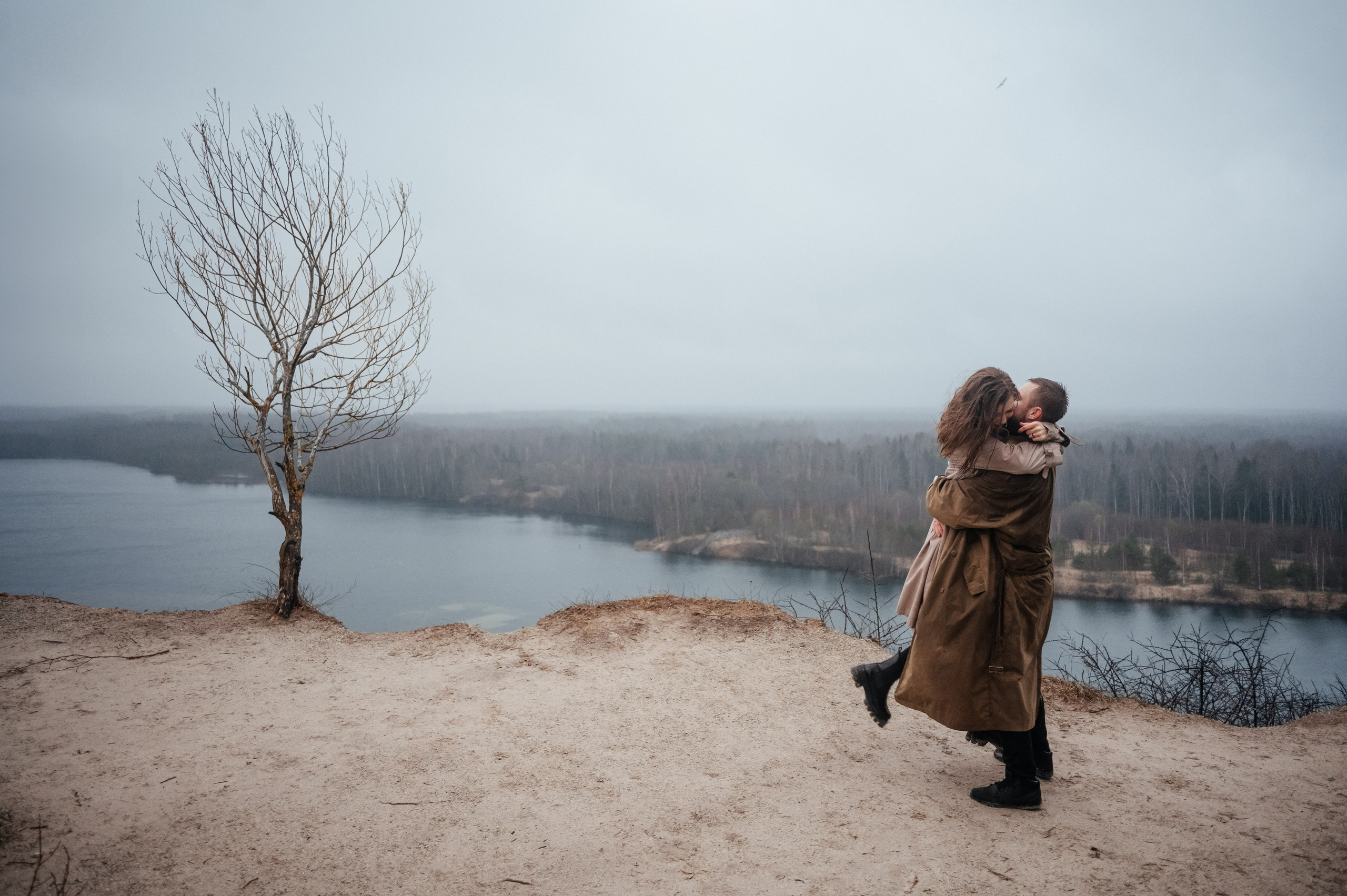 И в непогоду тоже. Фотограф Таллинн — свадьба |семья | lovestory