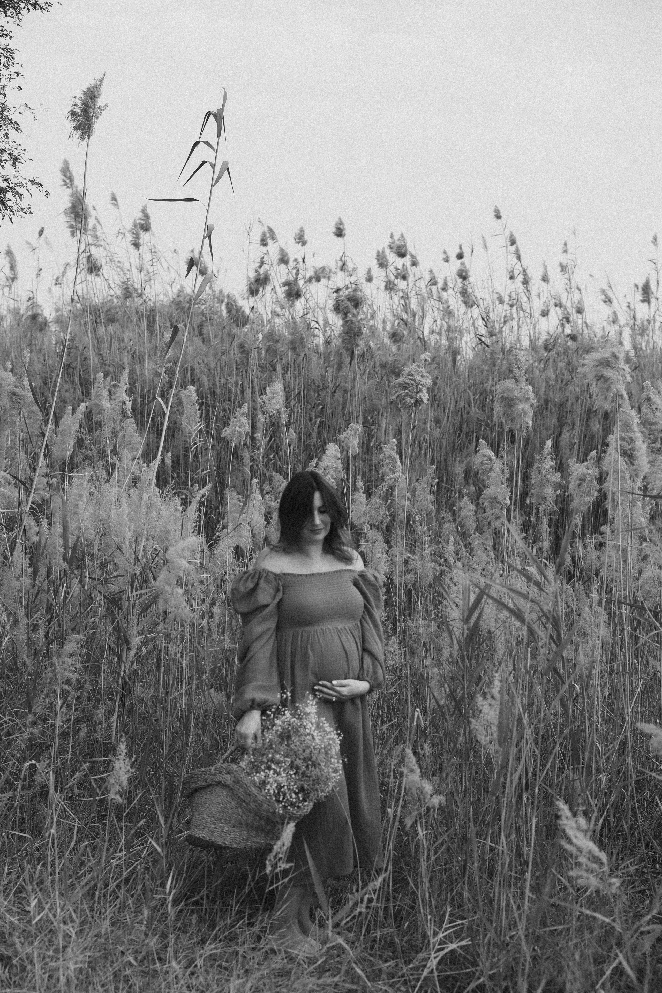 Maternity Qudra Lakes. Family Photographer in Dubai