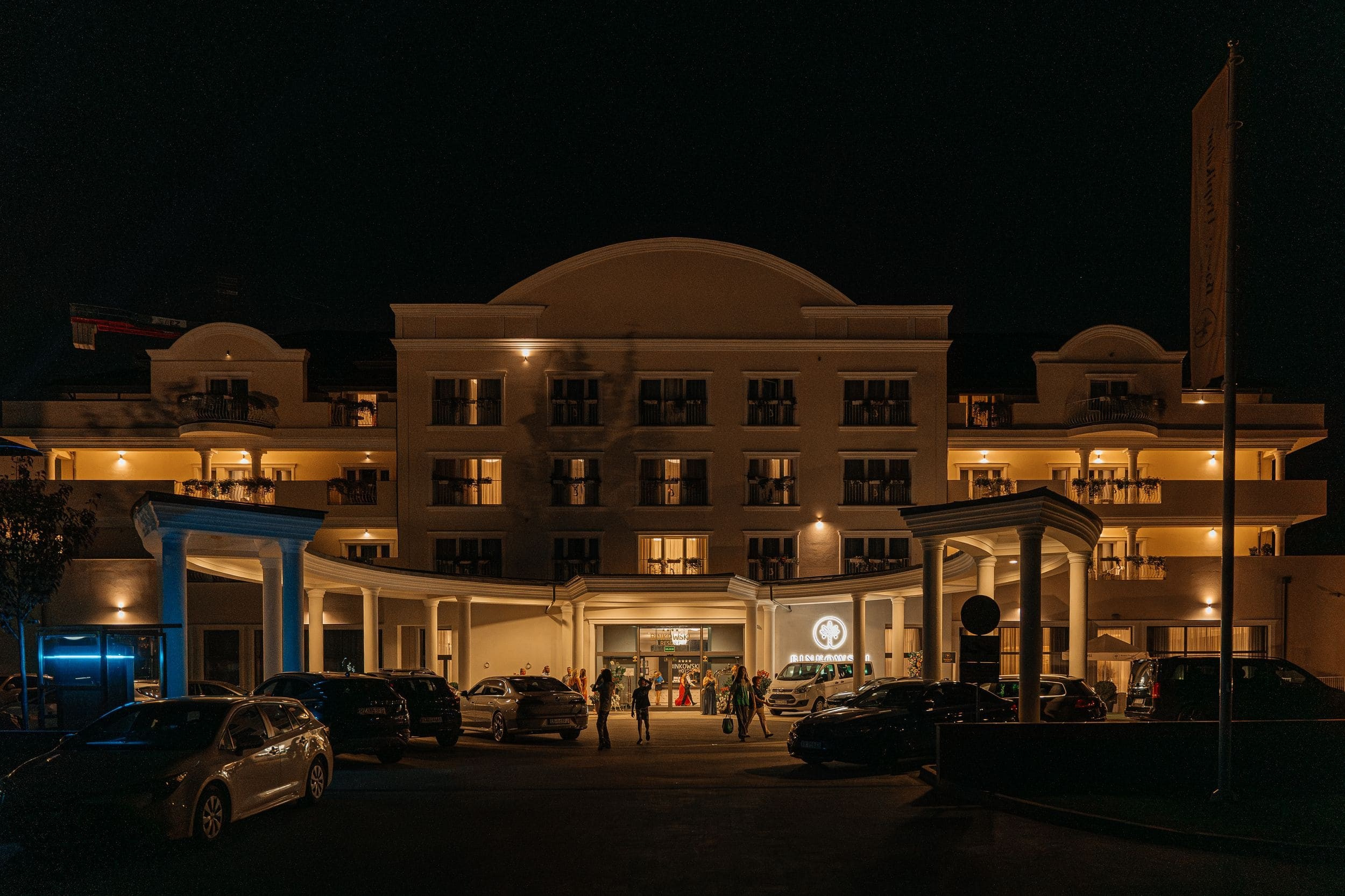 Destination wedding in Poland. Wedding photographer & videographer Frankfurt | Denis Mirosnik