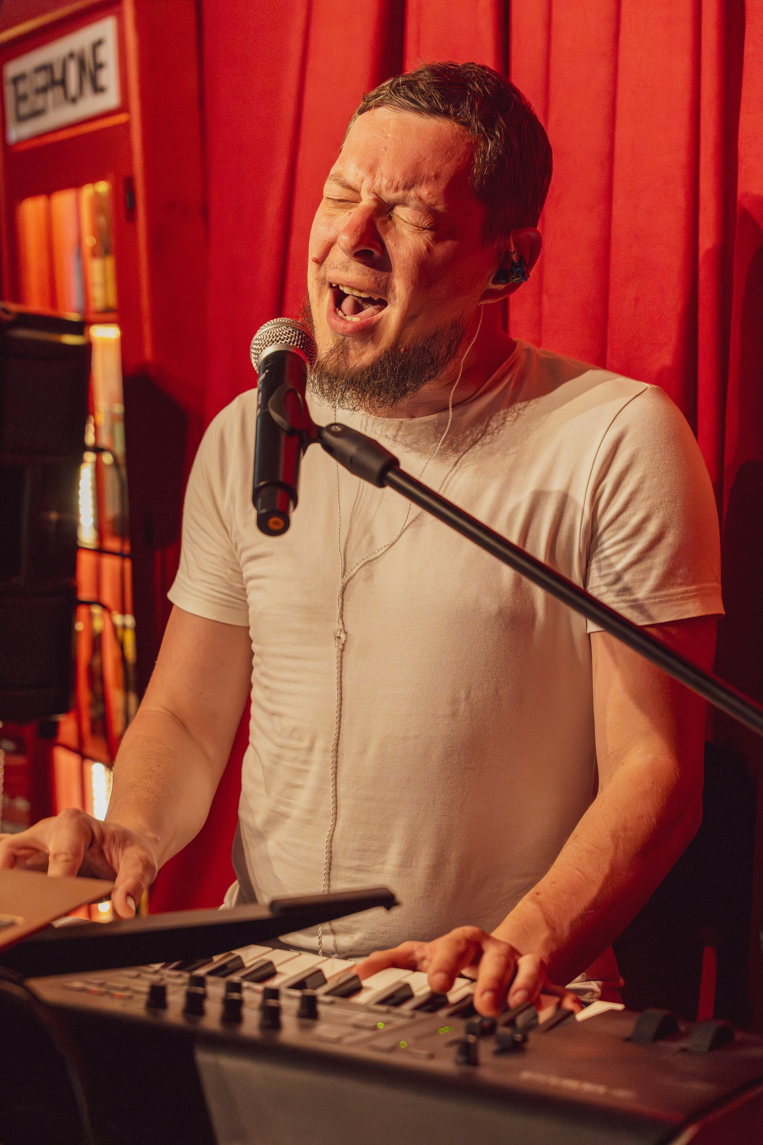 My Friends Pub. UNRATED PHOTO