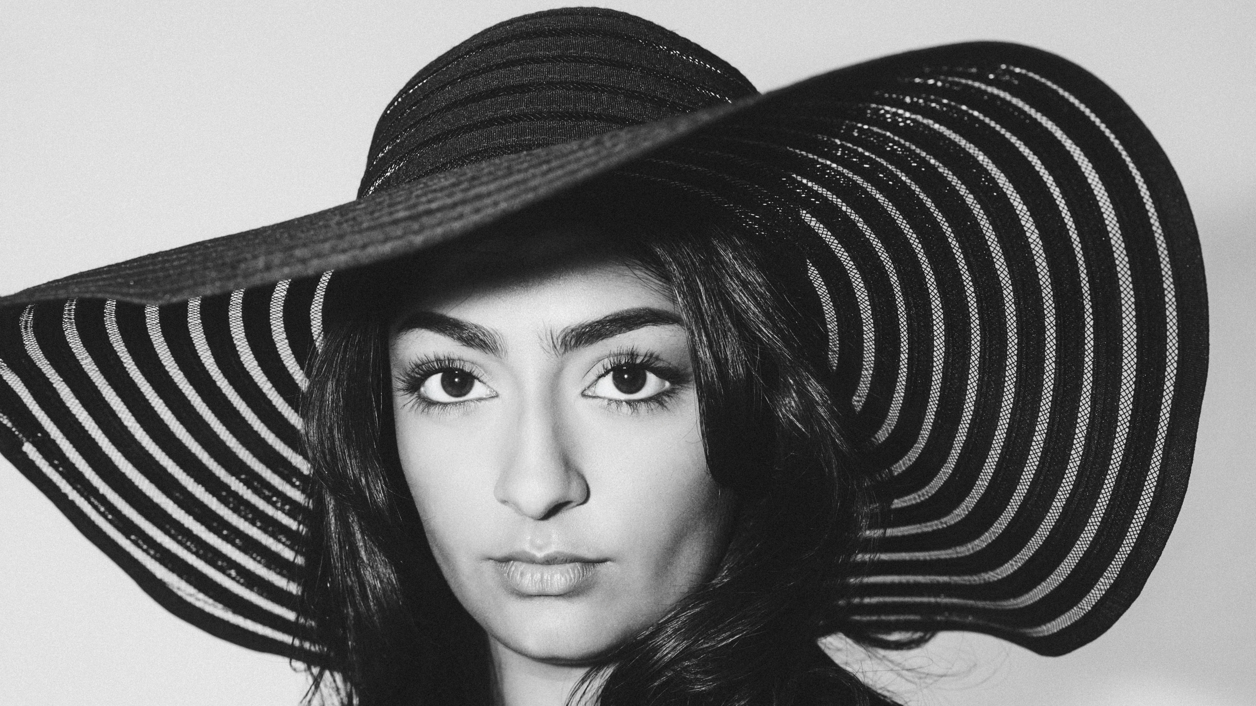 A P S I A T T A V A N E. Ke’Ondris