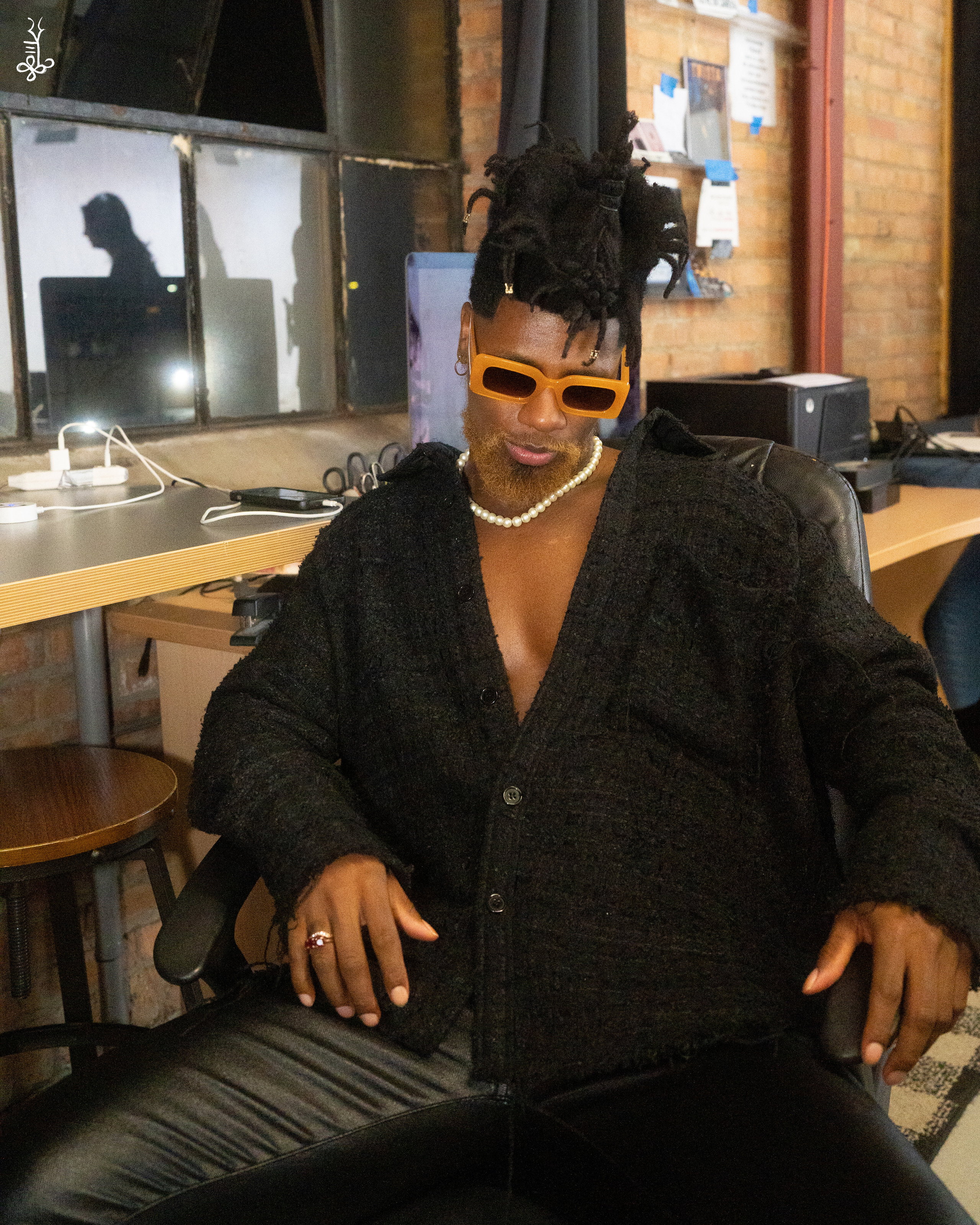 ETHERIO NOON. Ke’Ondris