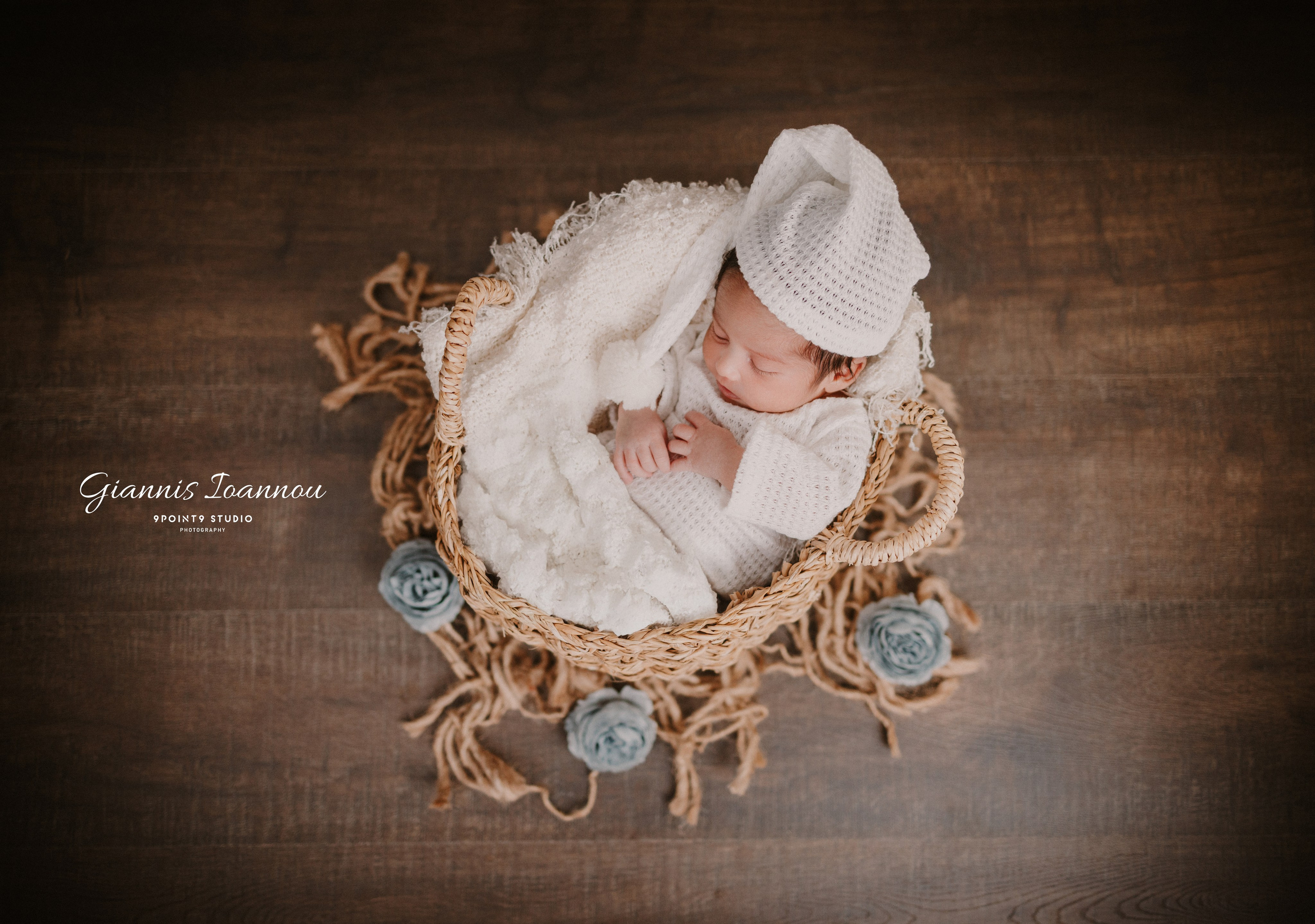 NEWBORN. Giannis Ioannou