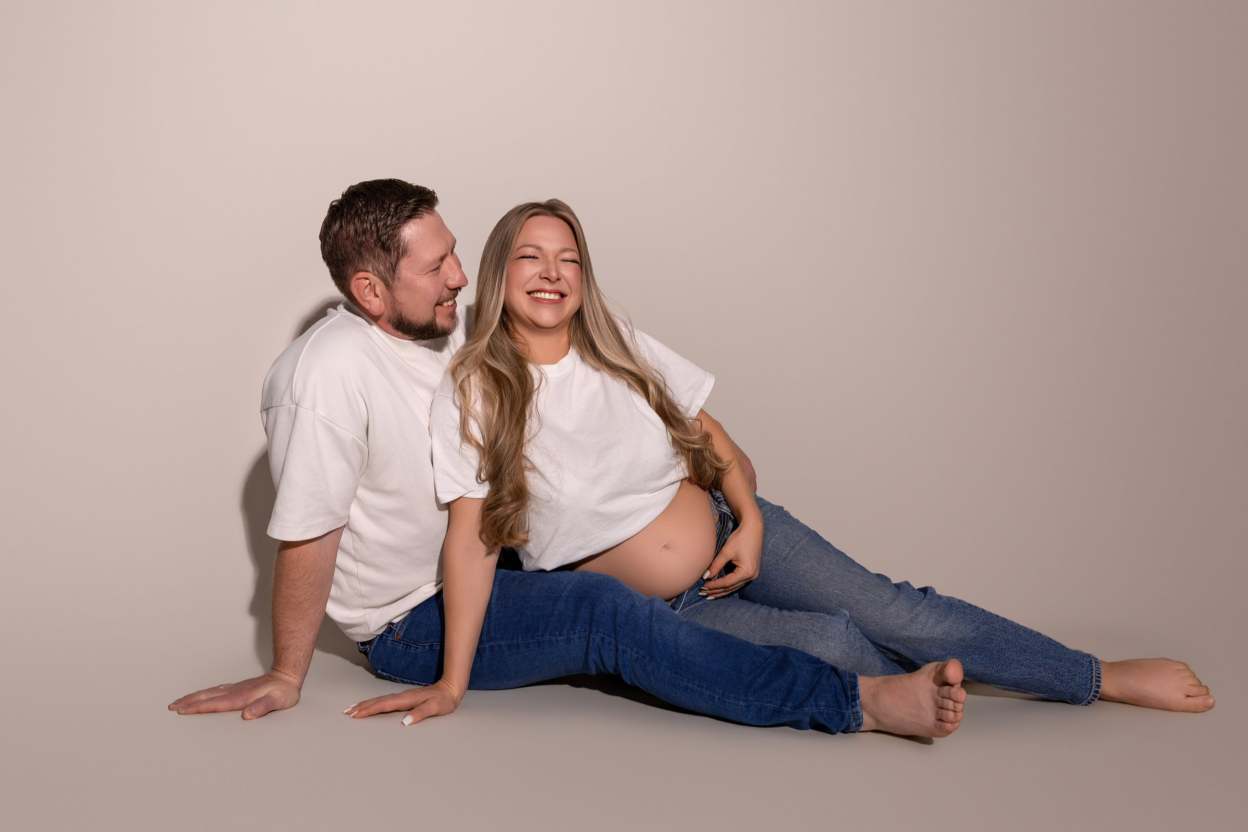 Babybauch. Neugeborene- Schwangerschaft- und Kinder Fotografin in Lehre