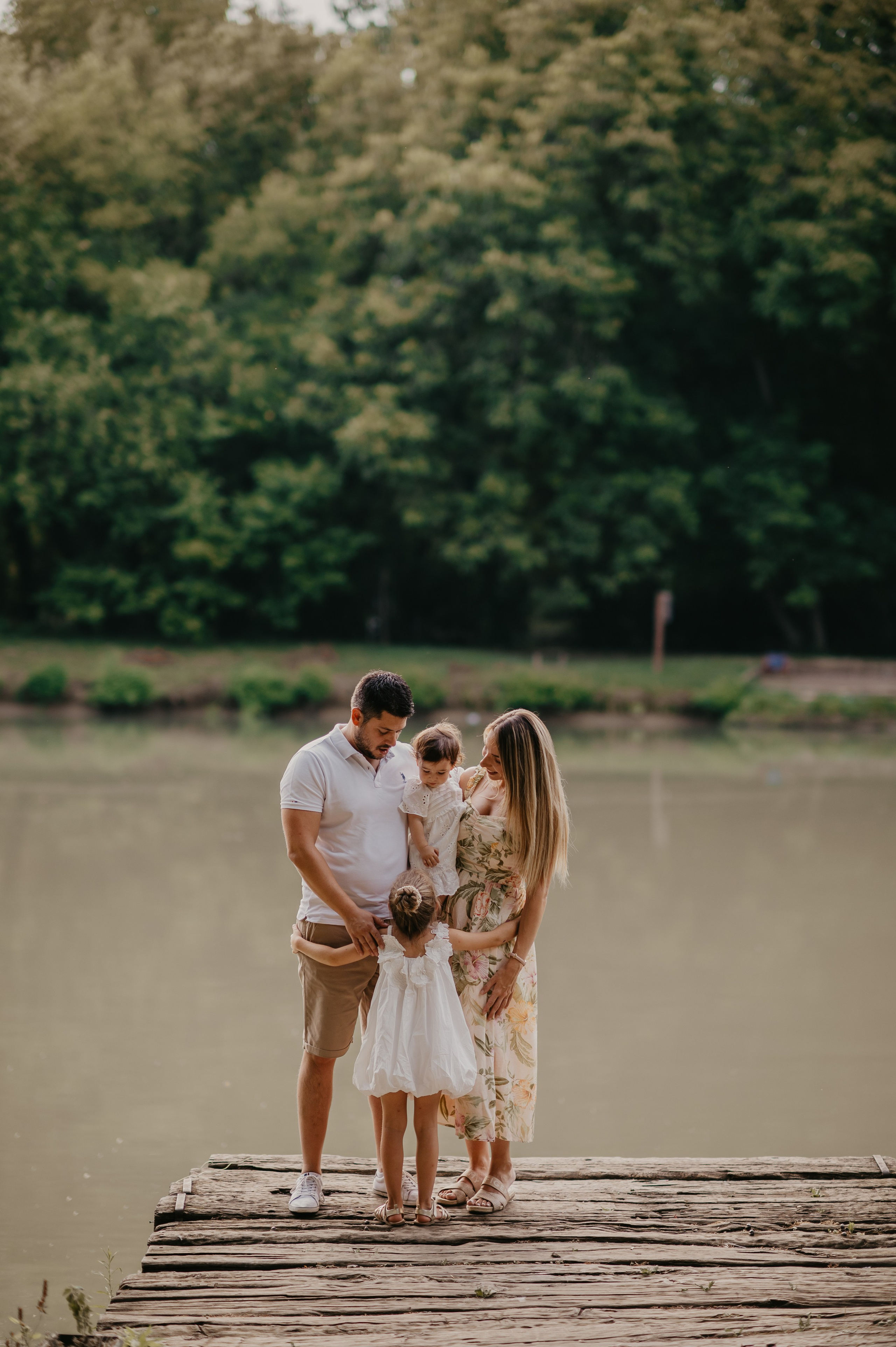 Ada Safari. Ana Sladojevic