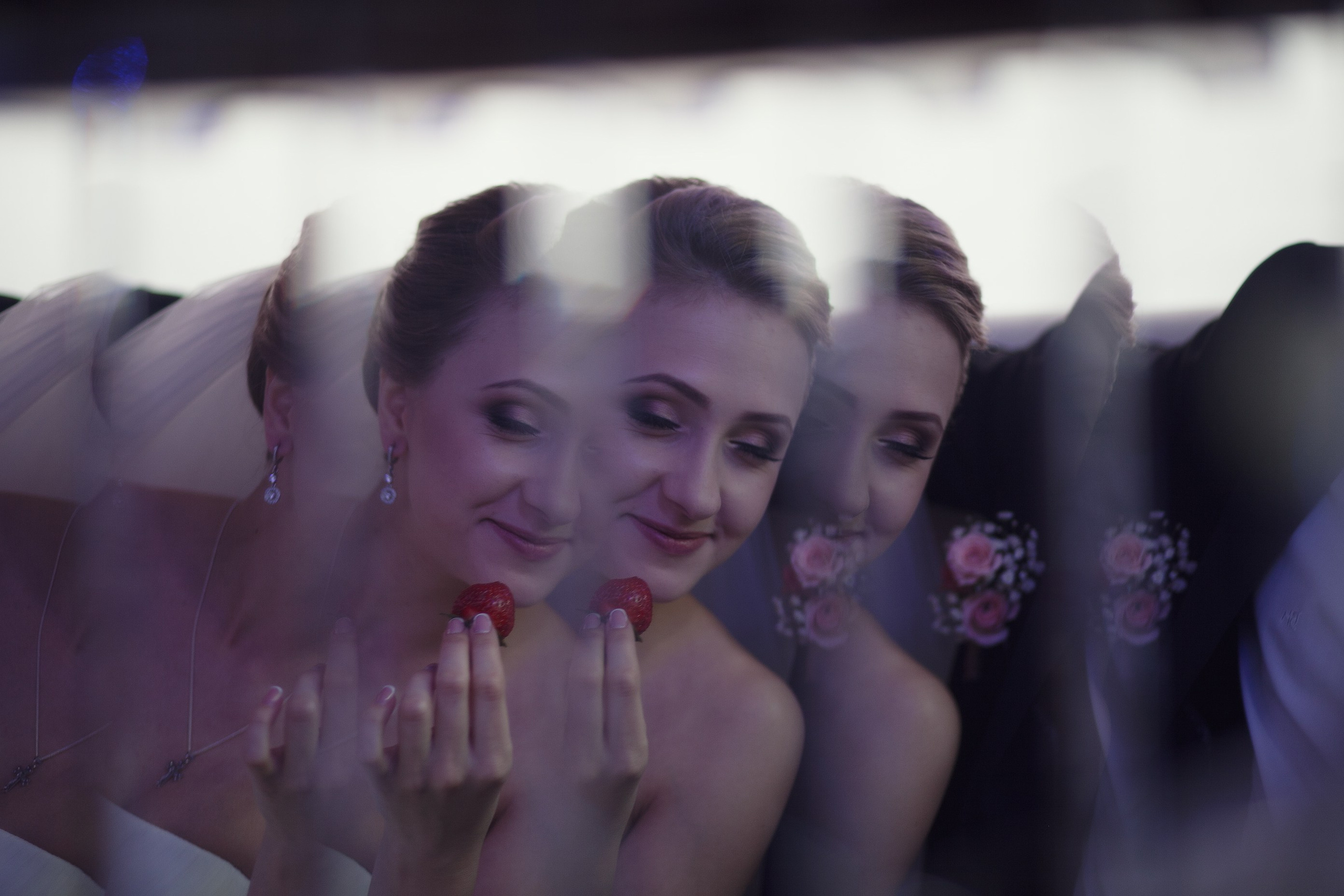 Robert & Andriana, Lviv. Denny Savon — Photographer in Santorini | Weddings, Love Stories & Flying Dress