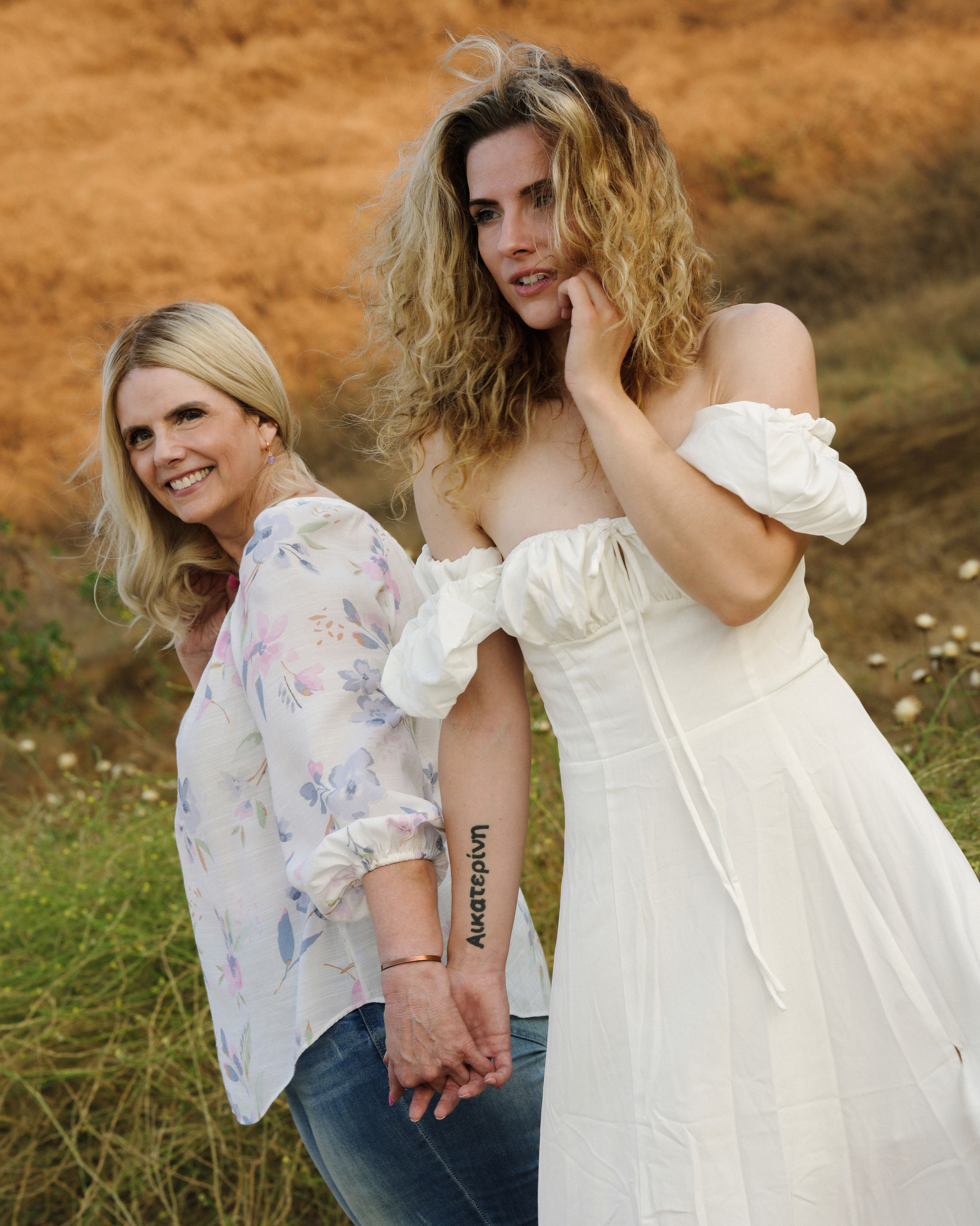 Hayley and Rachel. Zaart.photo. Photographer in TX & Cali