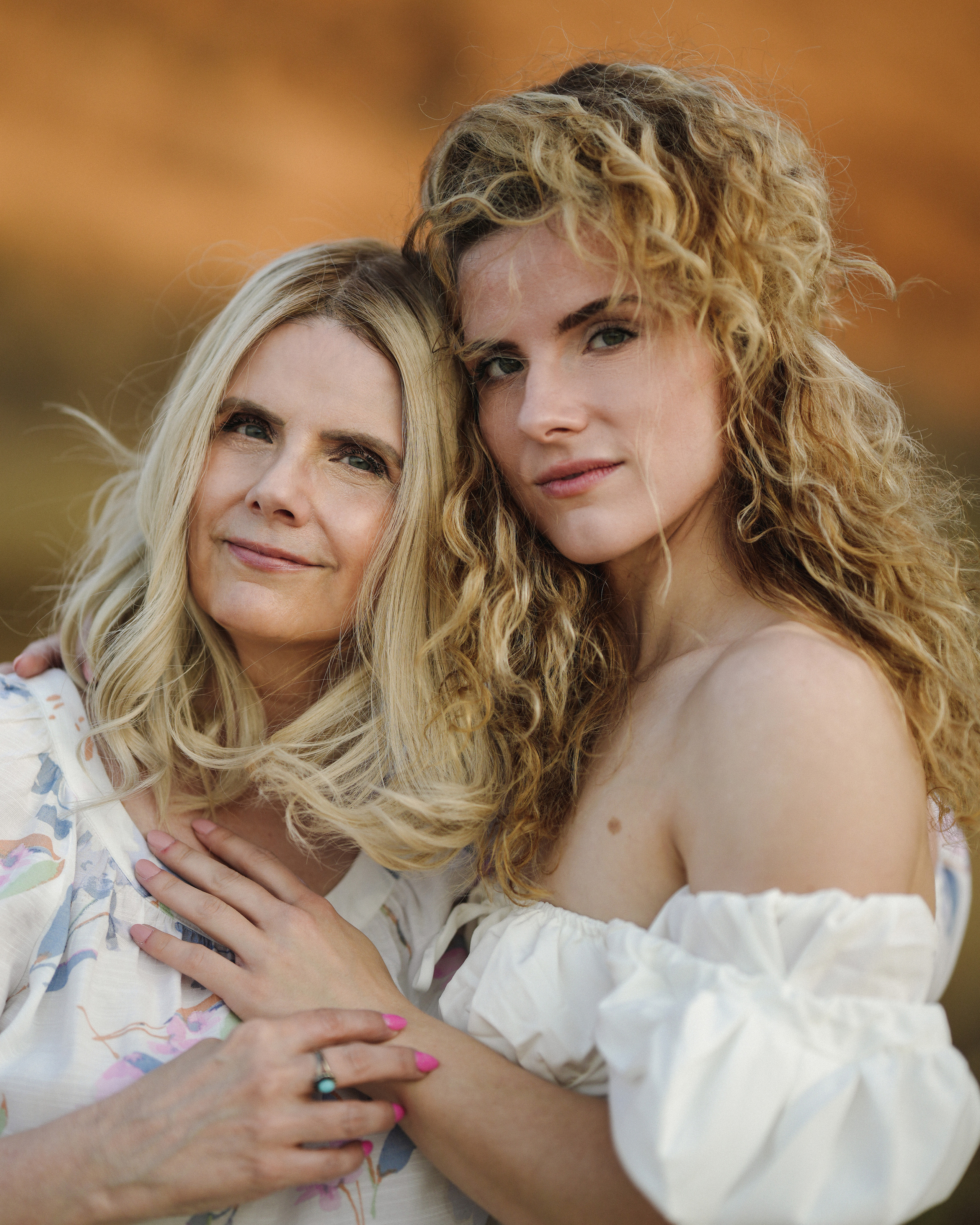 Hayley and Rachel. Zaart.photo. Photographer in TX & Cali