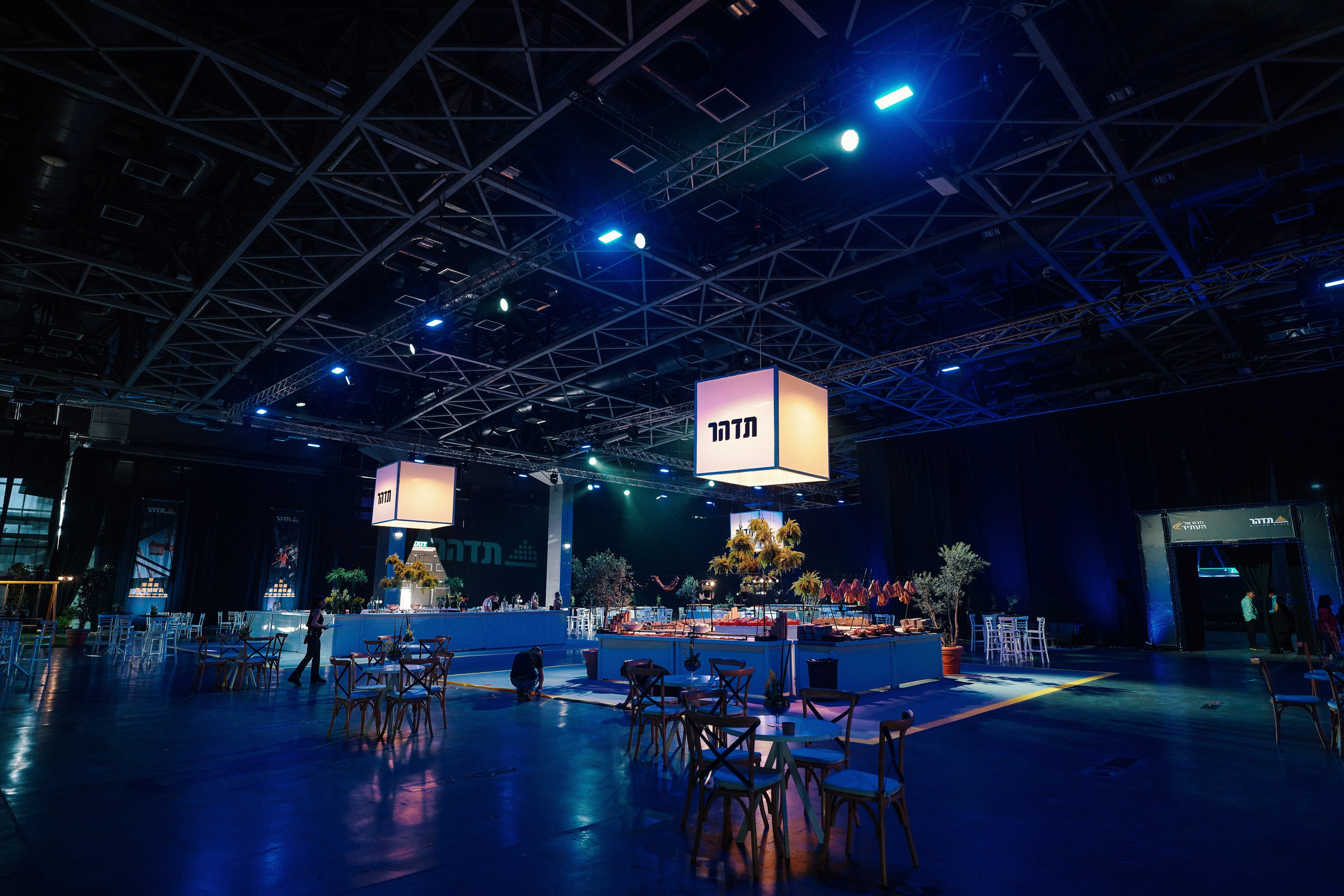 Business. Dmitry Gorodetsky Event Photographer