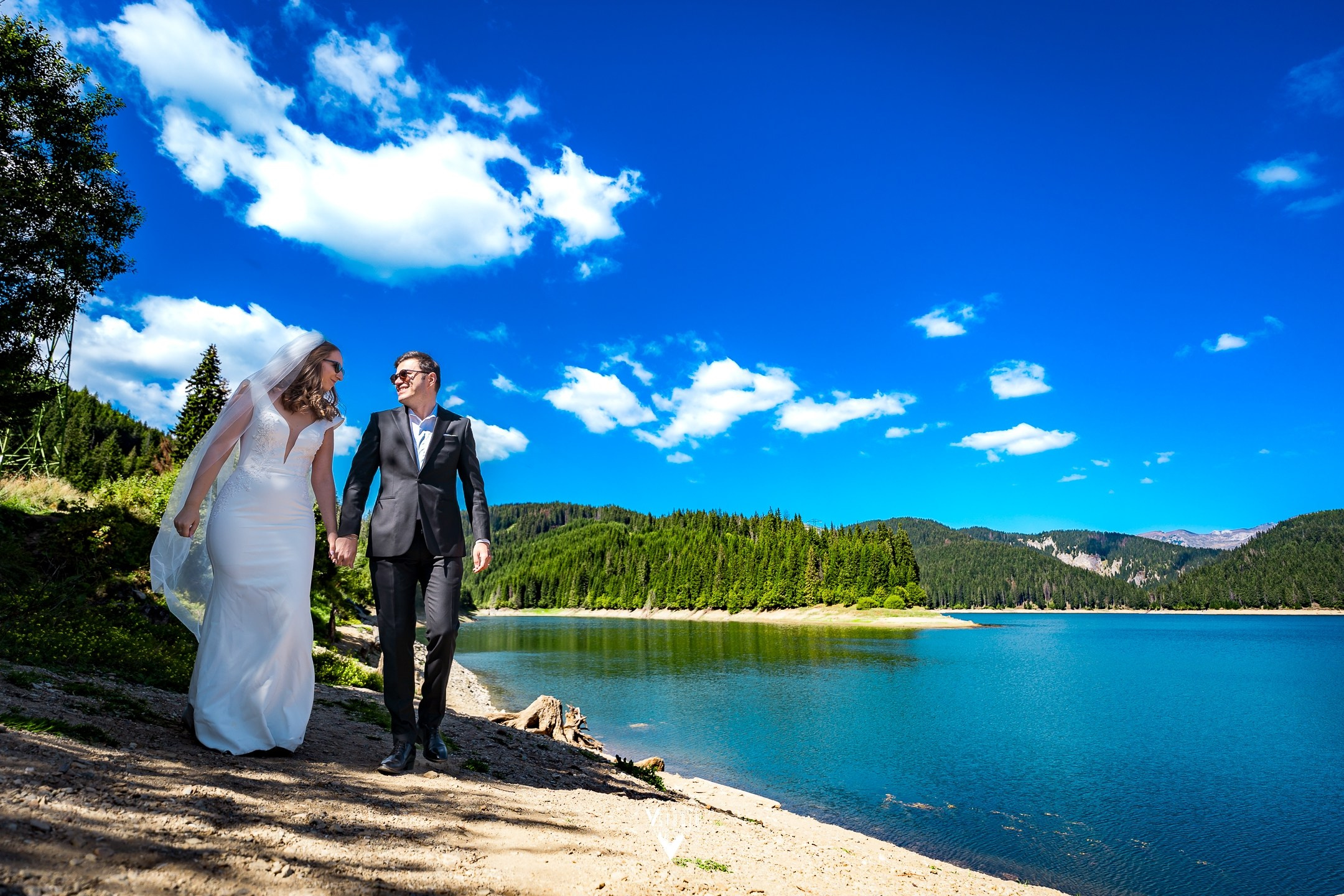 Fotografie de nunta. Cosmin Virlan - Fotograf de eveniment din Târgoviște