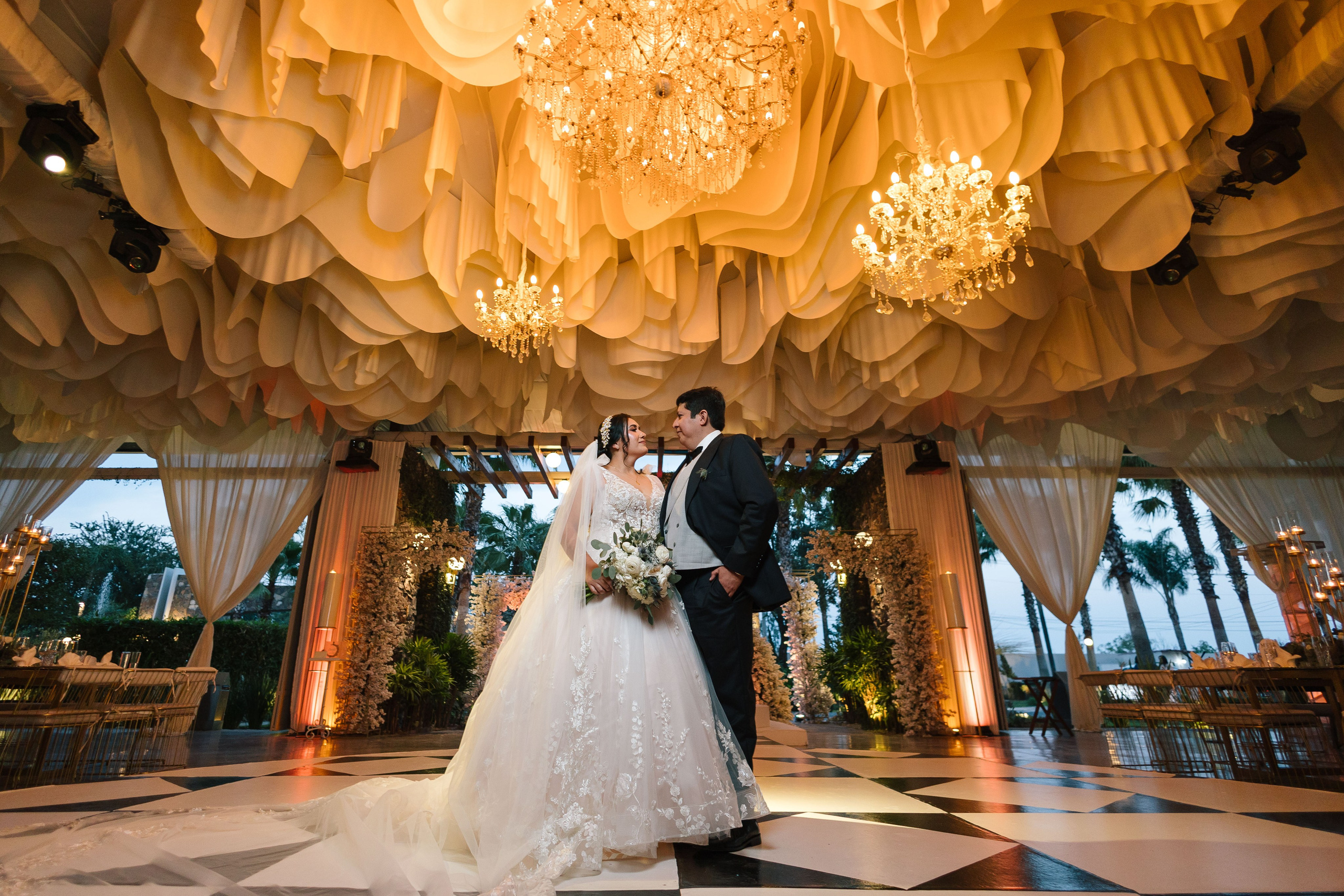 Gloria y Carlos. Wedding Photographer Ruth Preciado