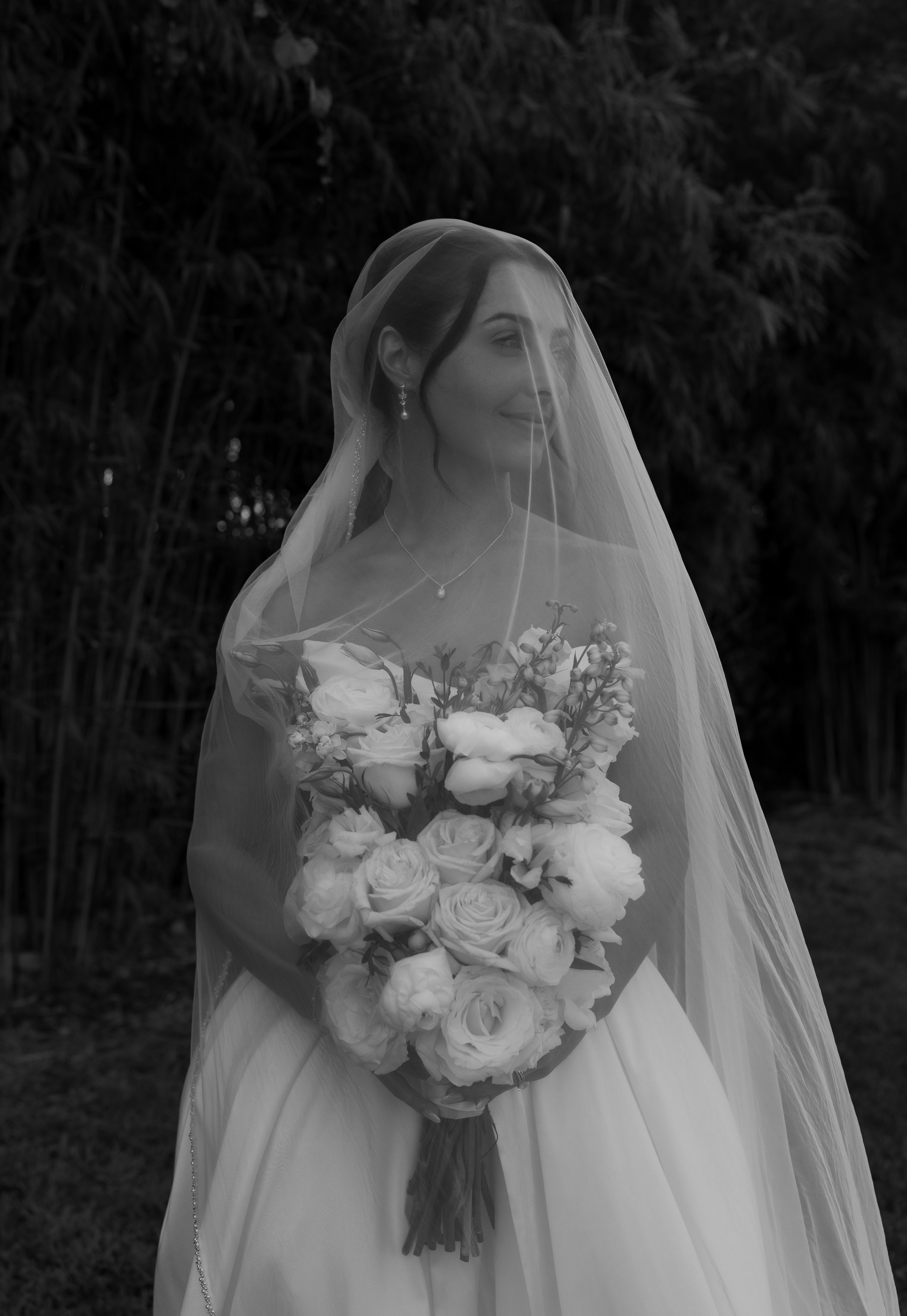 Alexsa and Robert. Ever After Farm Peach. Photographer Anastasia Nagibina