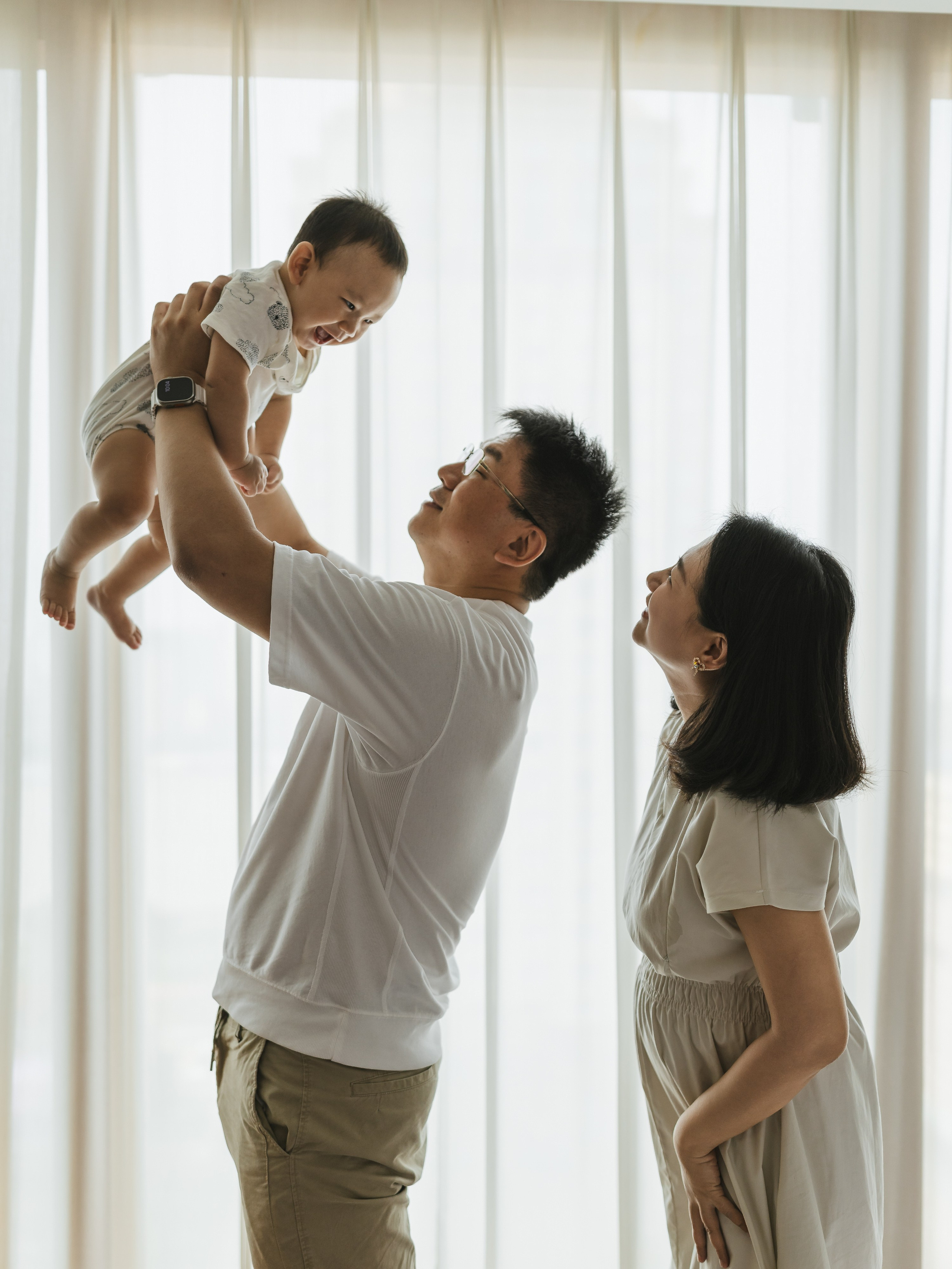 Family photograph in Shanghai. Shanghai Family Photographer Dora