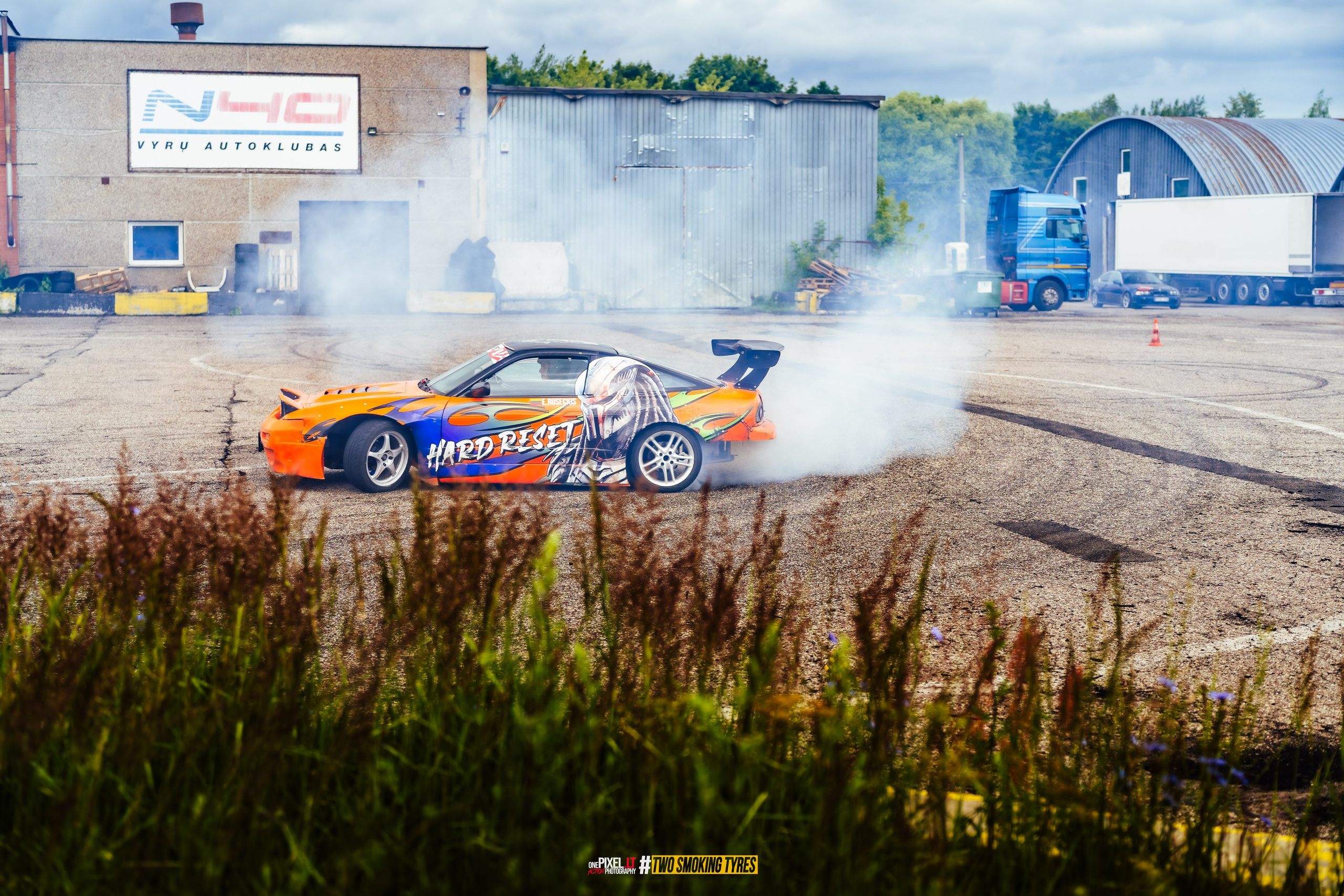 Side to Side #DRIFTDAY. OnePIXEL