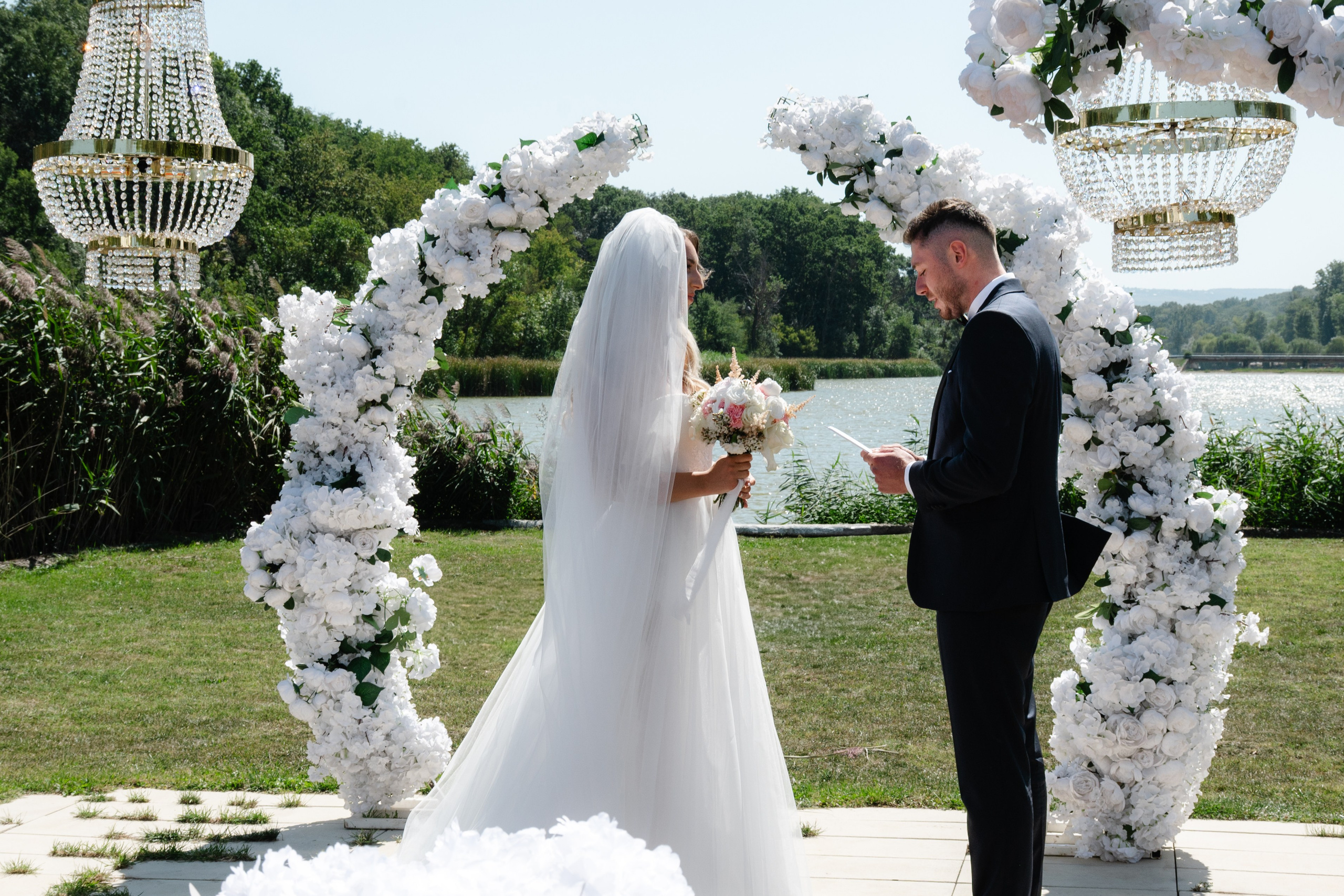 Fotografii de la nunta. Alexandra Hanu Photographer