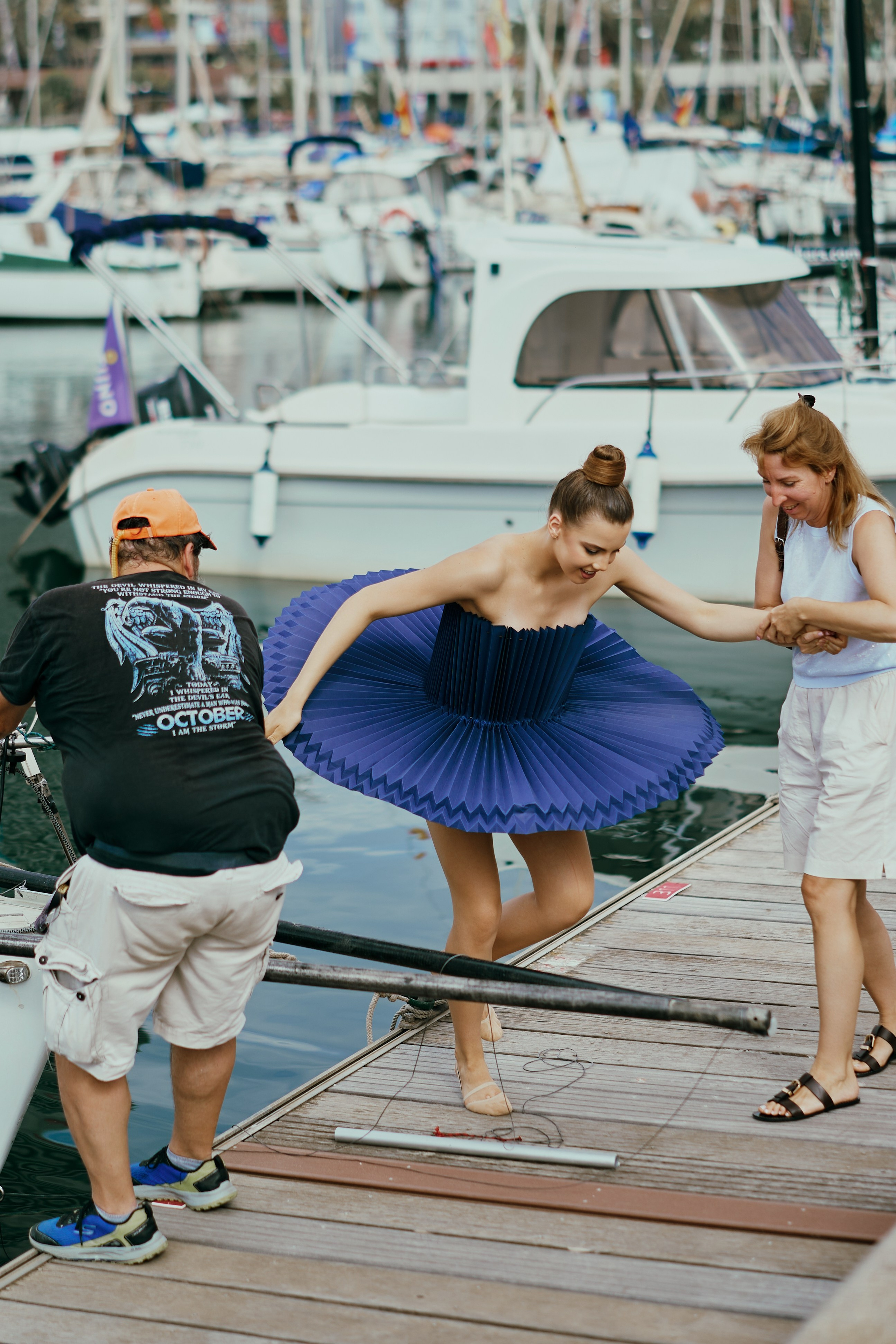 Барселона. Бумажное платье. Фотограф в Барселоне Жанна Захарченко