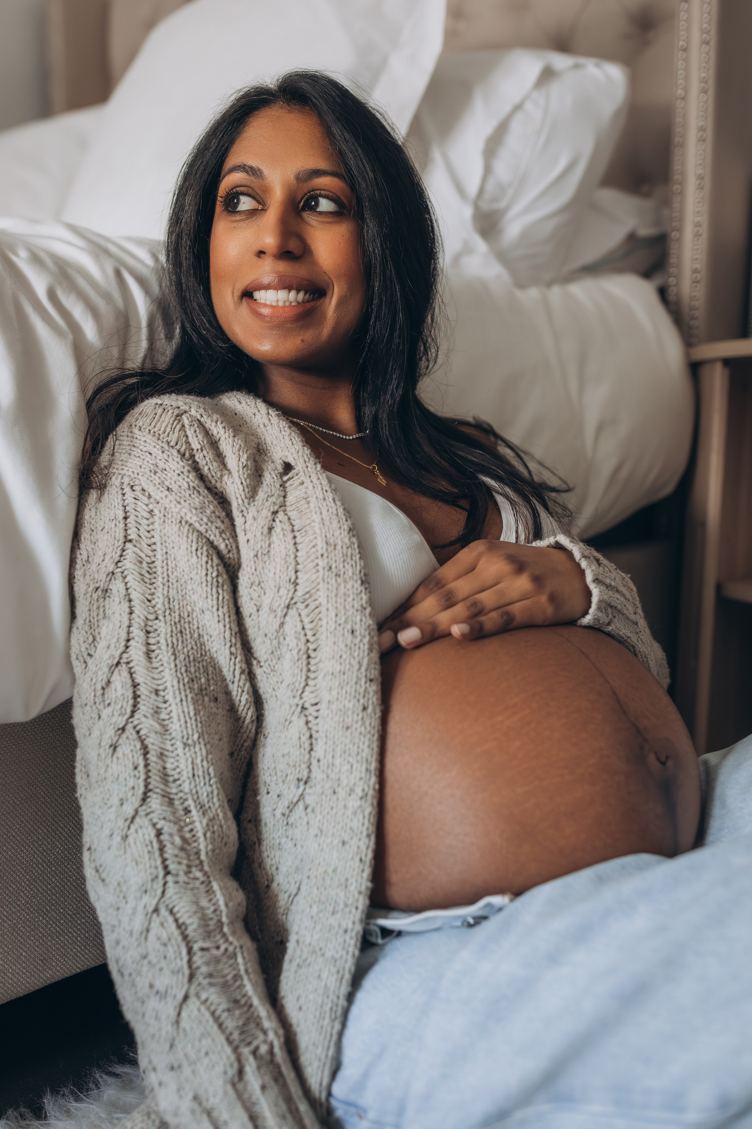 Cindy. Love Through Photo