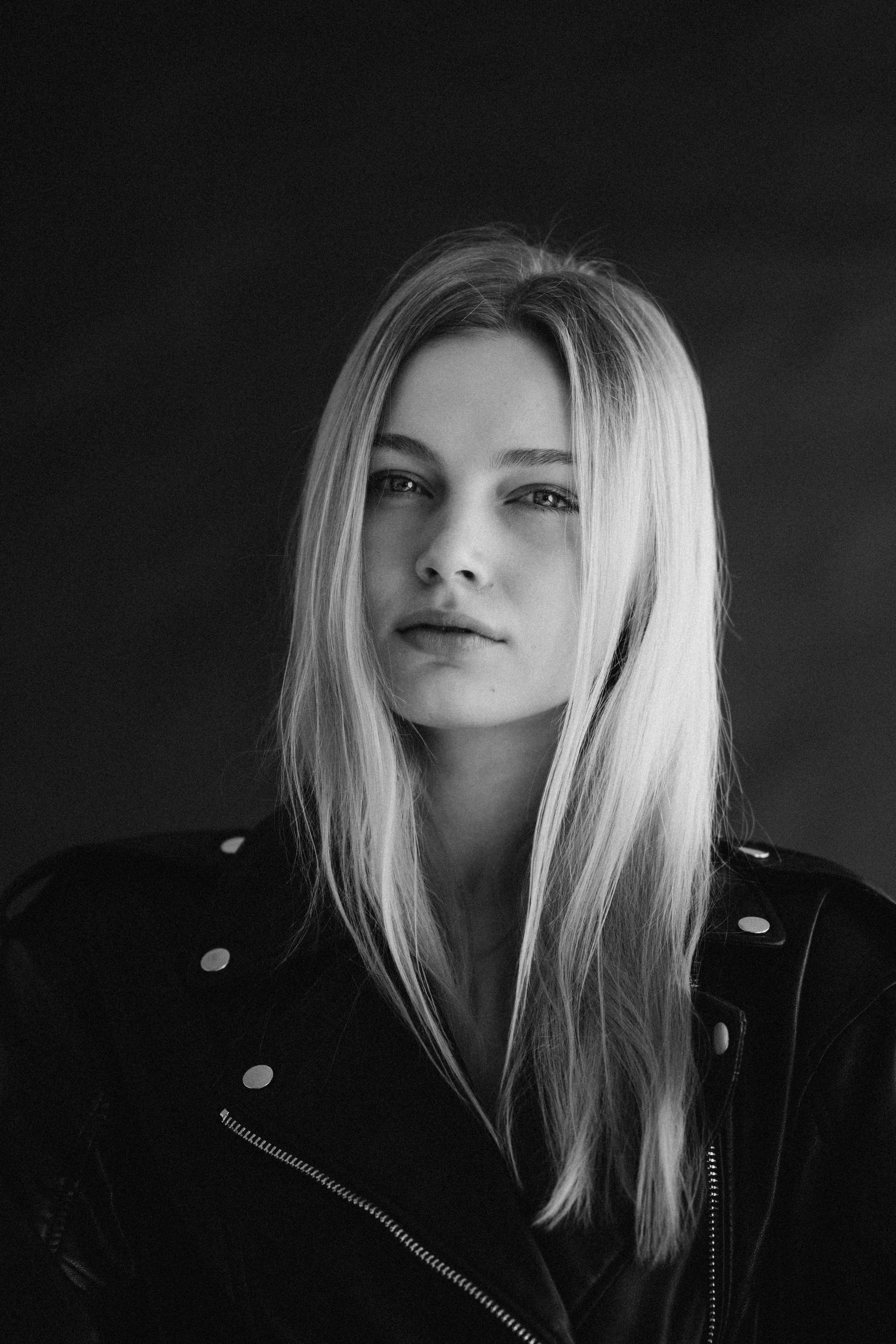 Individuals. Victoria Olonen – Cinematic Portrait Artist | Helsinki & Europe