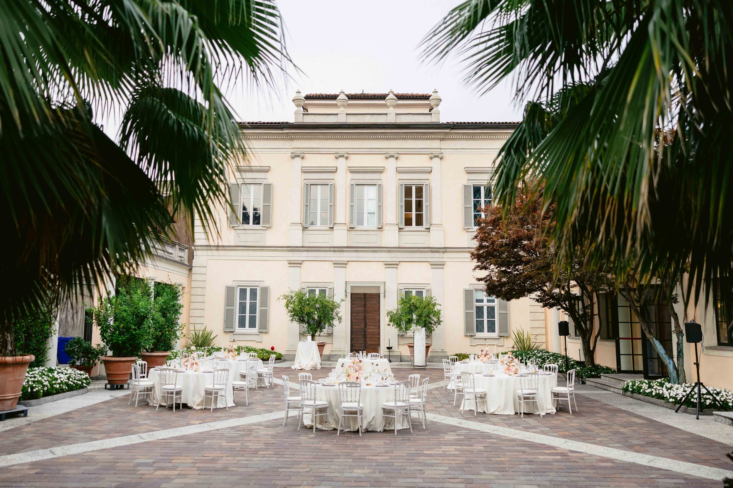 Lake Como Wedding — Villa Carminati Resta. Hochzeitsfotograf Deutschland & Destination Weddings | Moderne Hochzeitsfotografie