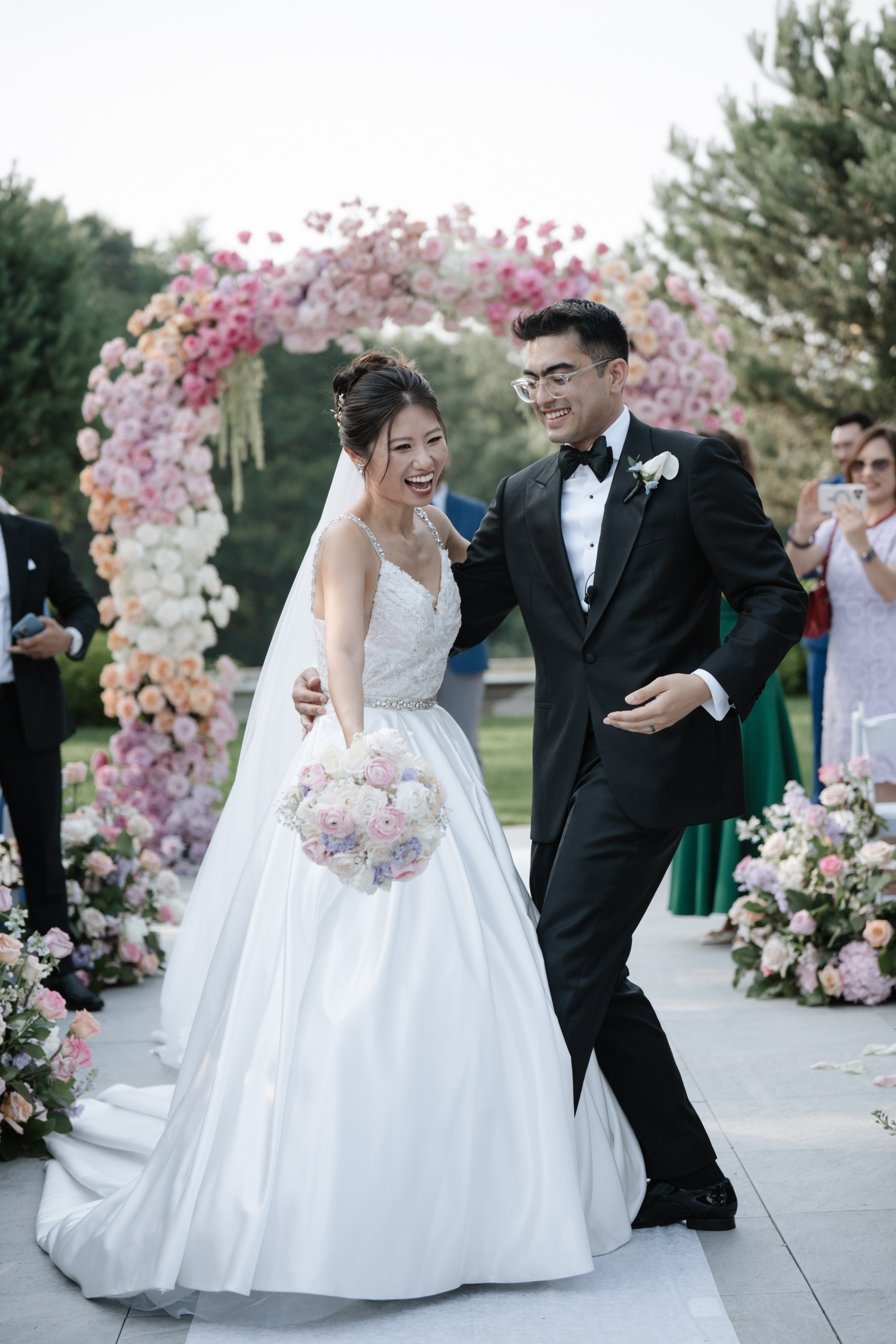 A stunning wedding with Asian style. Portrait and wedding photographer in New York
